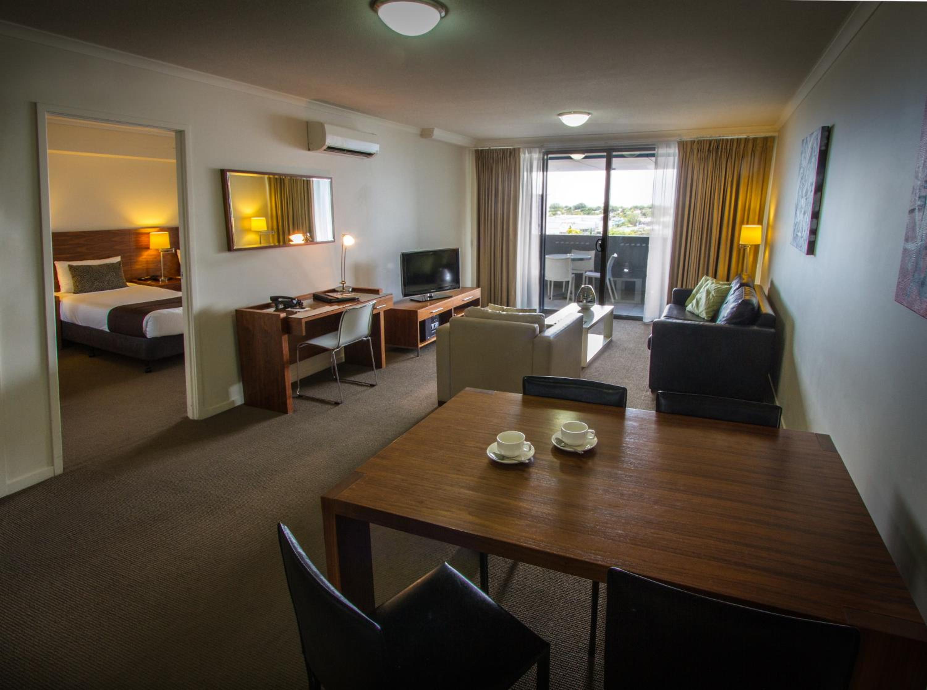 One-Bedroom Apartment - Photo 19