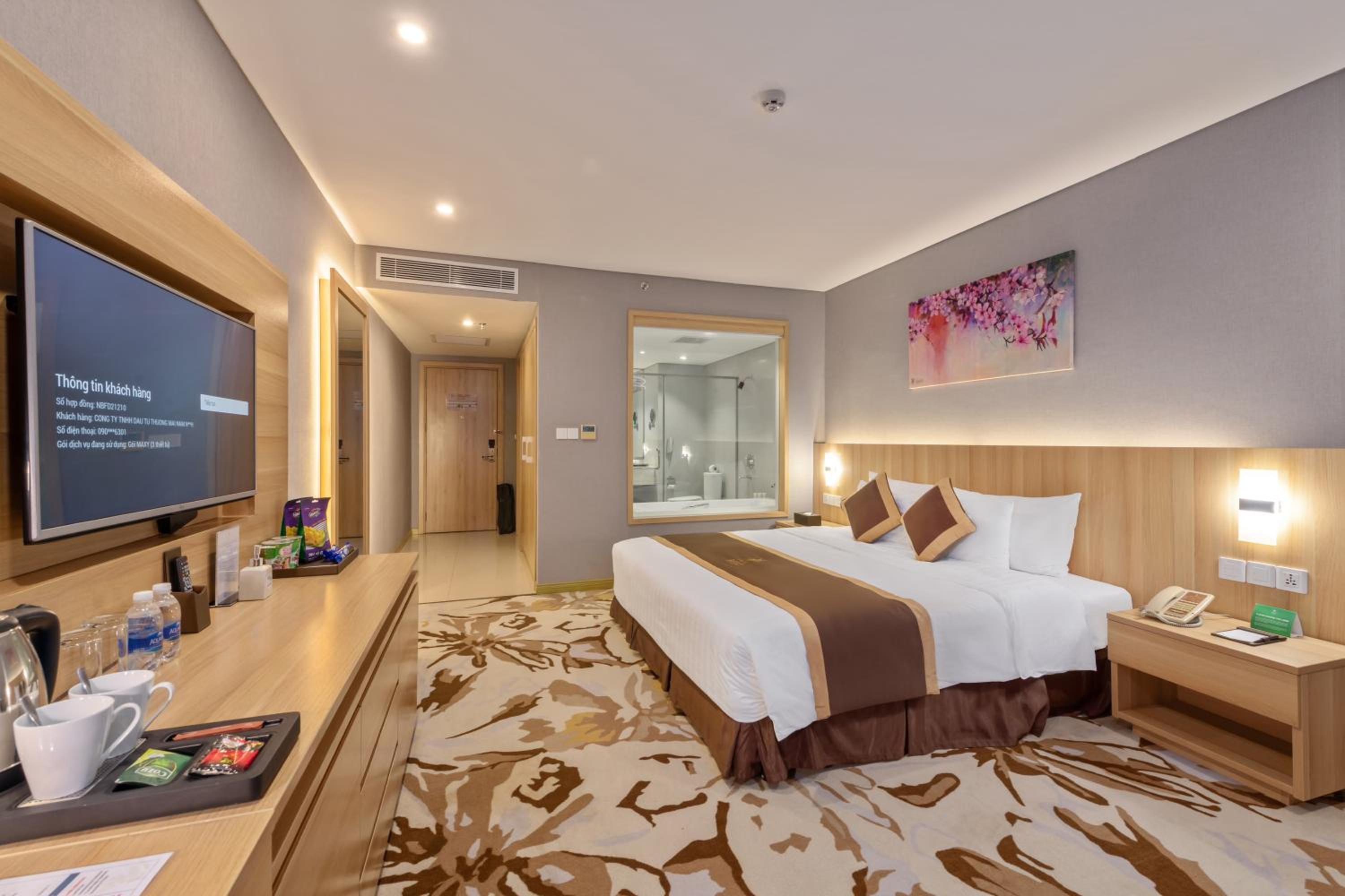 Premium King Room with Balcony