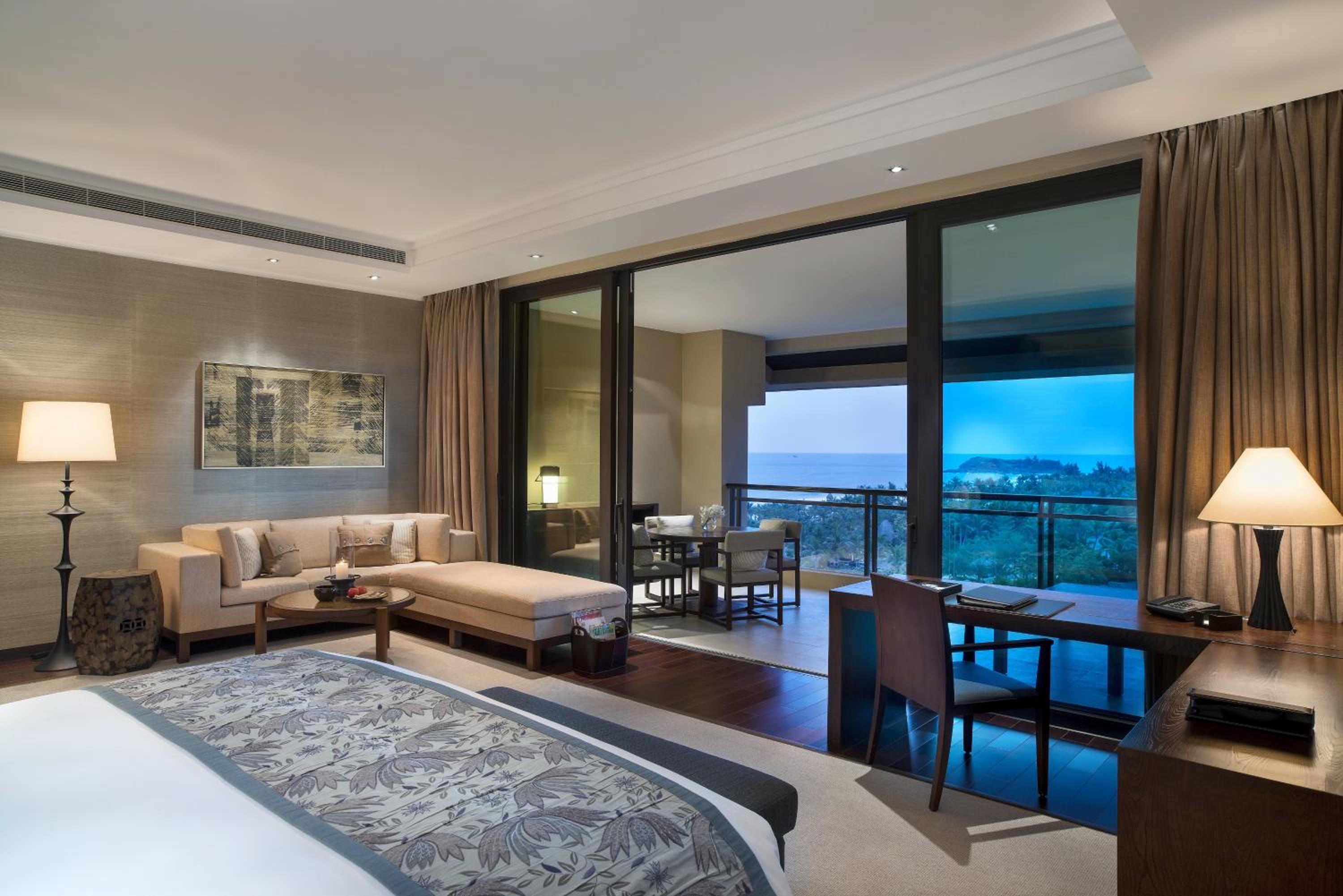 King Room with Ocean View - Photo 4