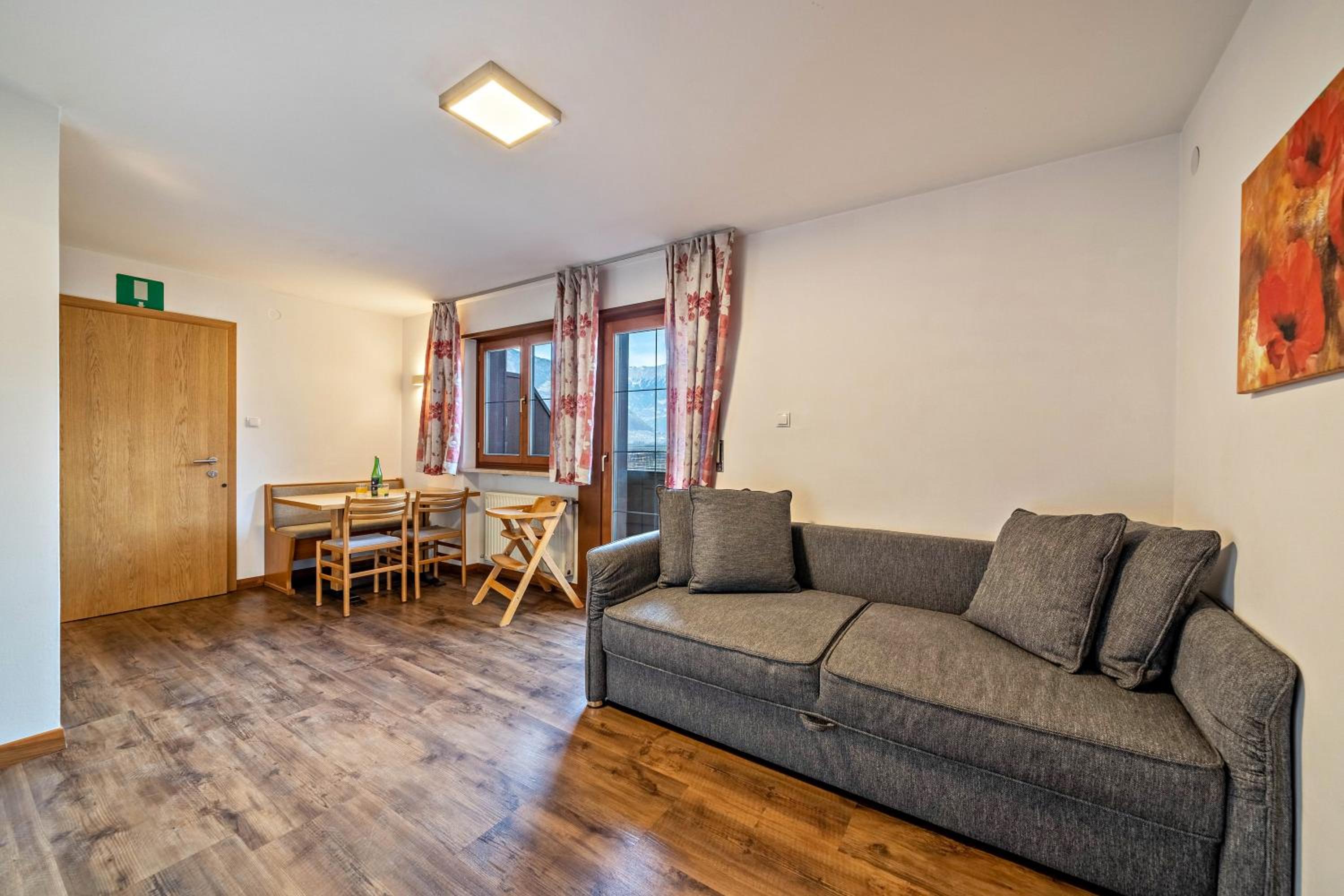 Superior One-Bedroom Apartment with Balcony