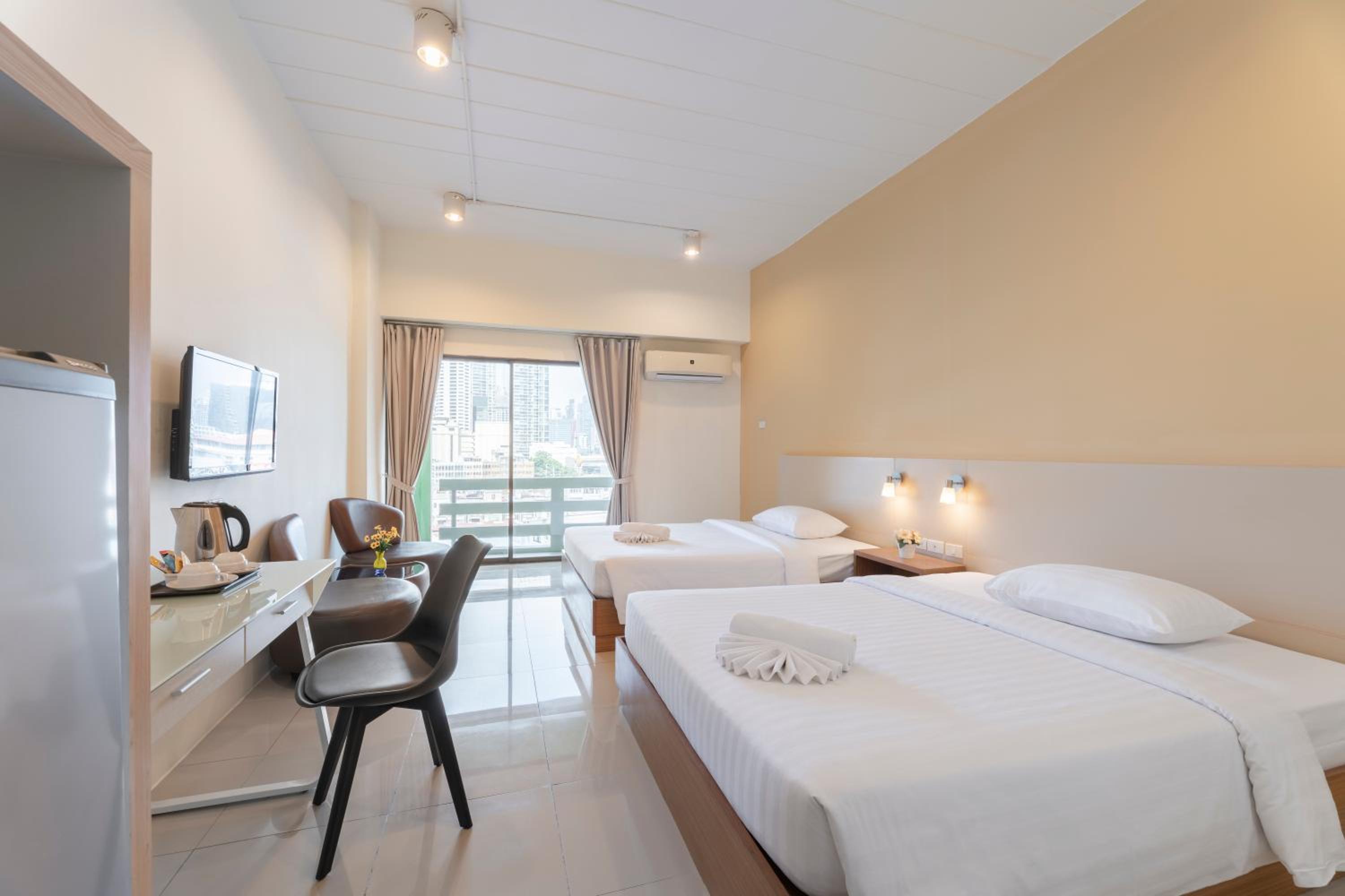 Standard Double or Twin Room photo 2