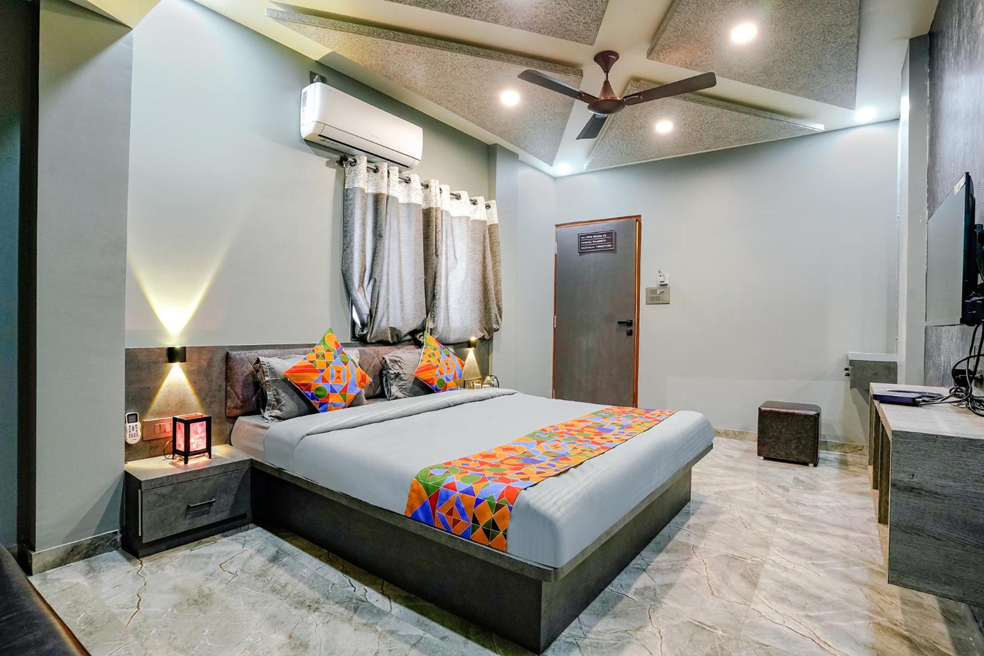 Deluxe Room - Photo 1