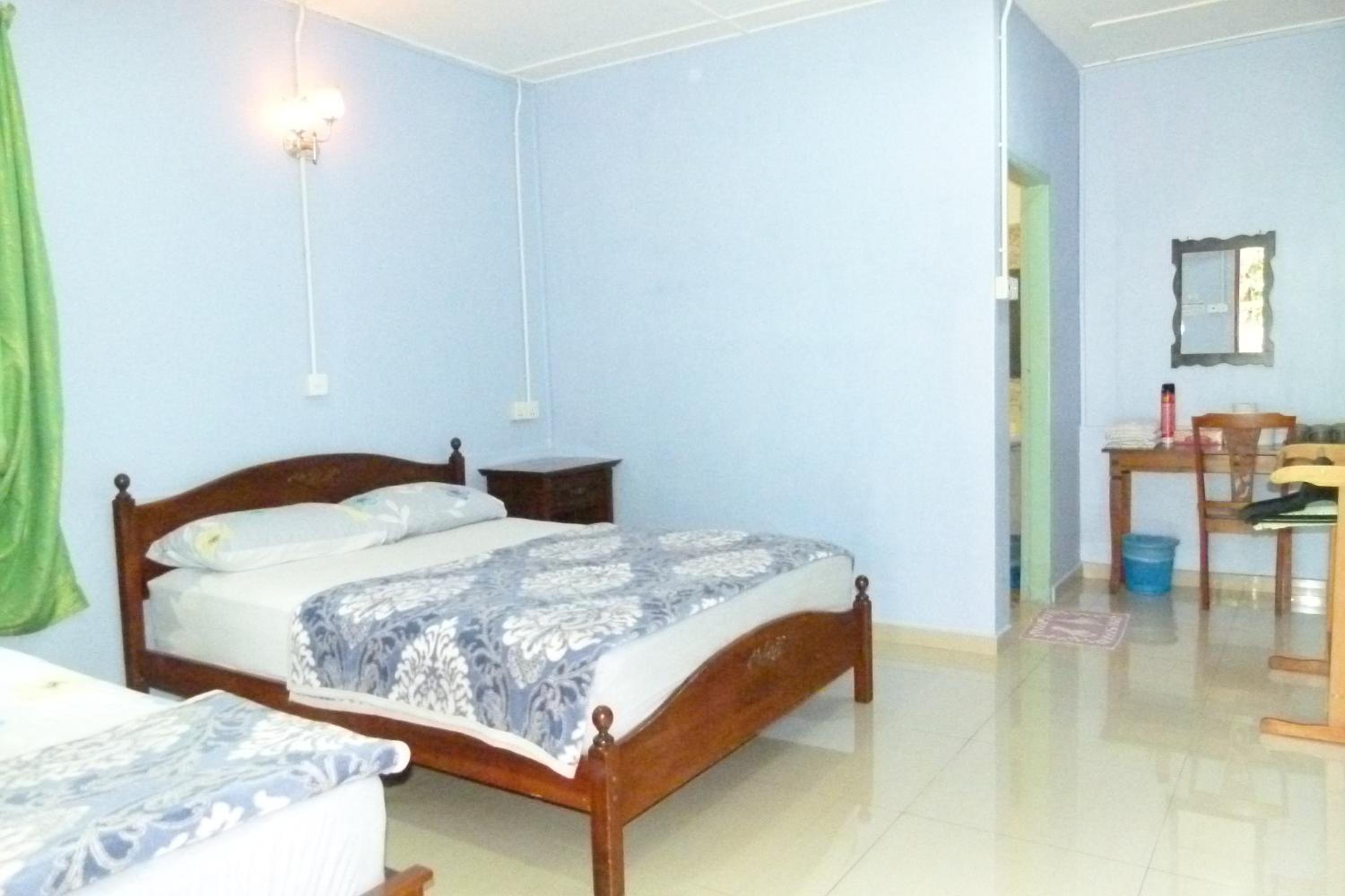 Superior AC Triple Room With Garden View
