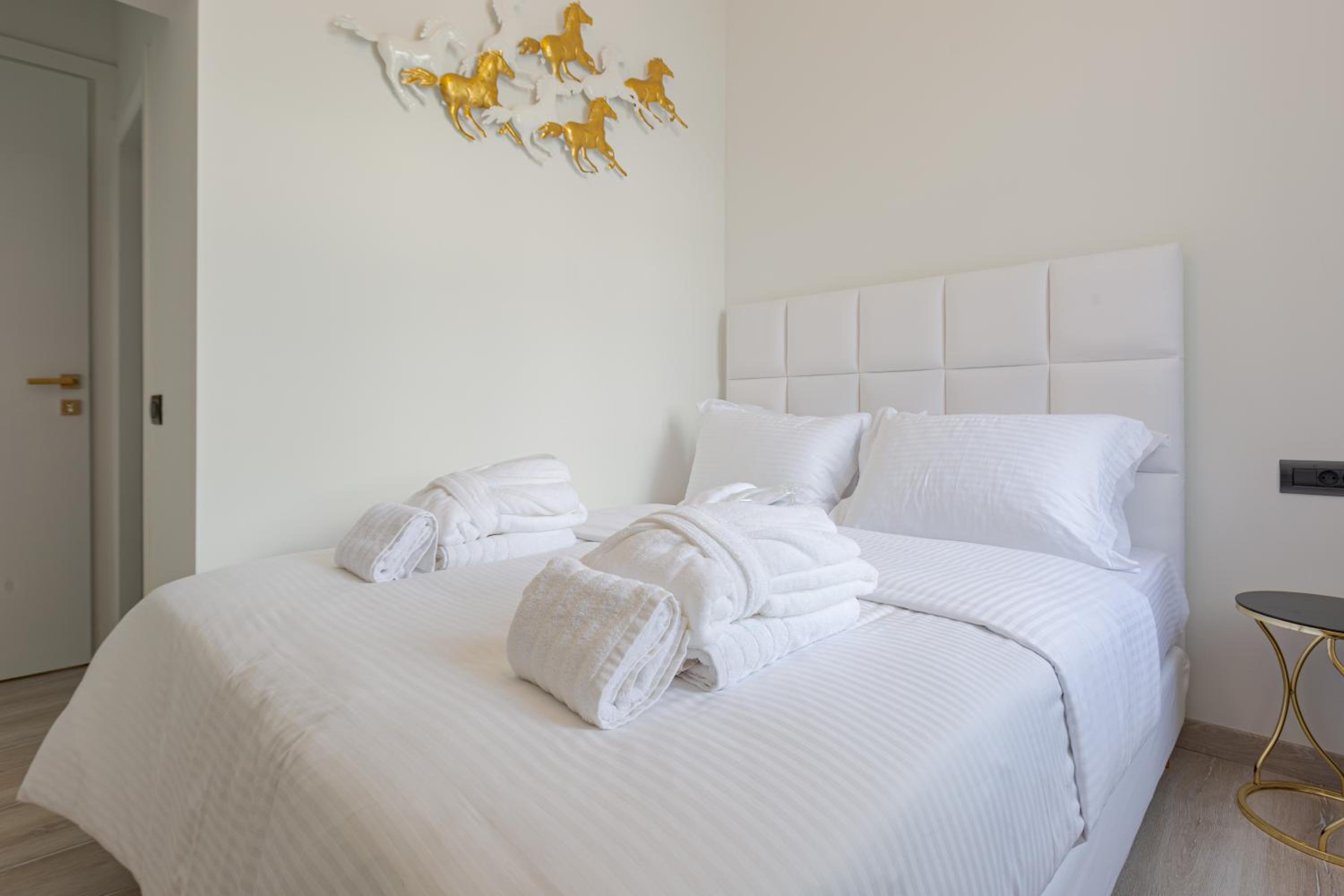 Double Room - Photo 1