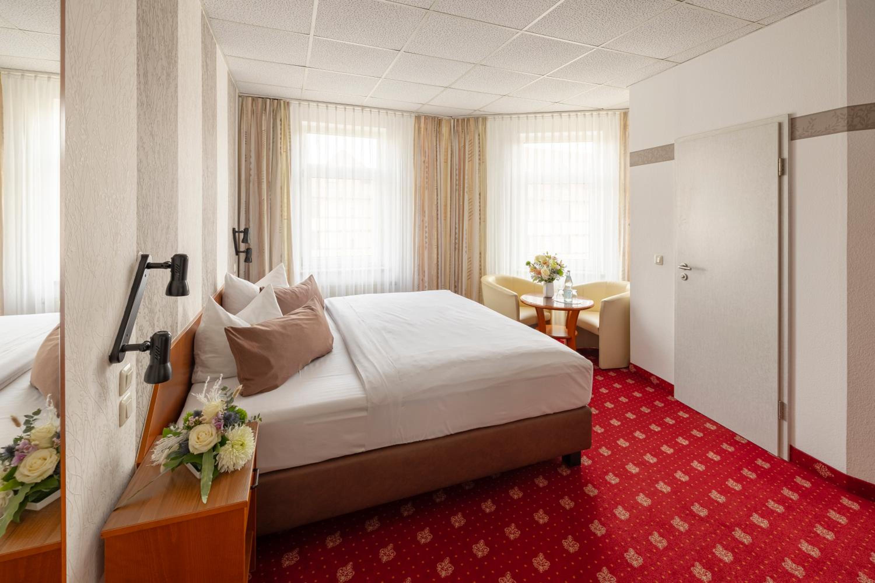 Double Room - Photo 13