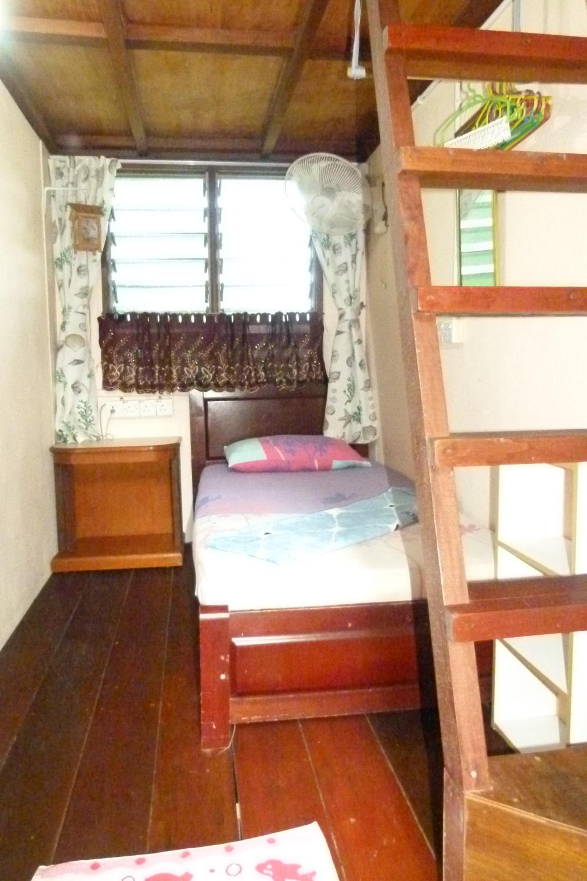 Tiny Single AC Room With Shared Toilet And Shower room
