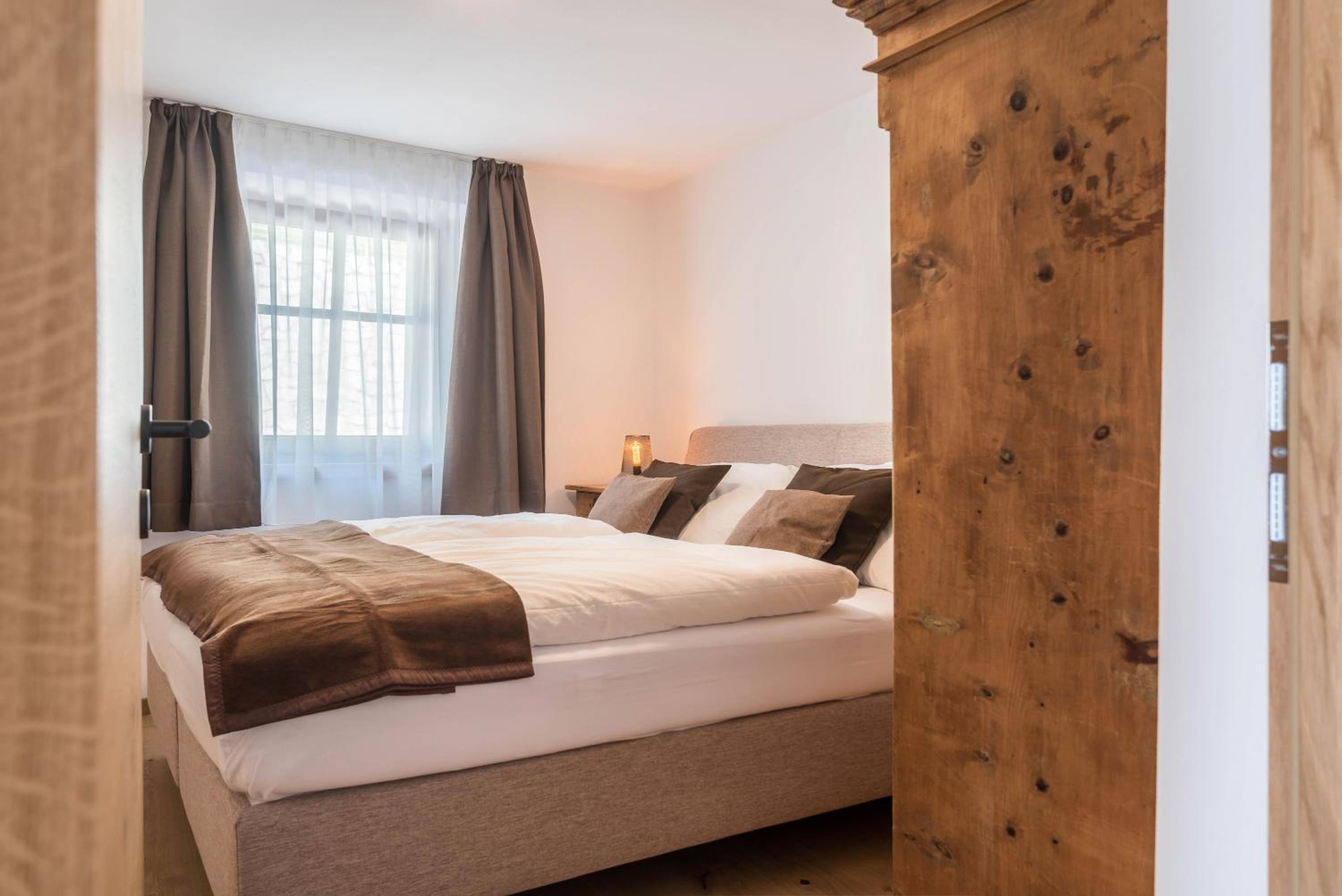 Three-Bedroom Premium Apartment with Balcony