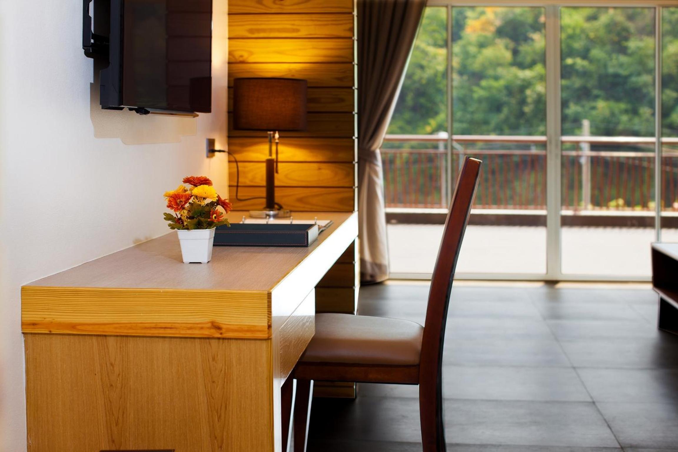Grand Mountain Room