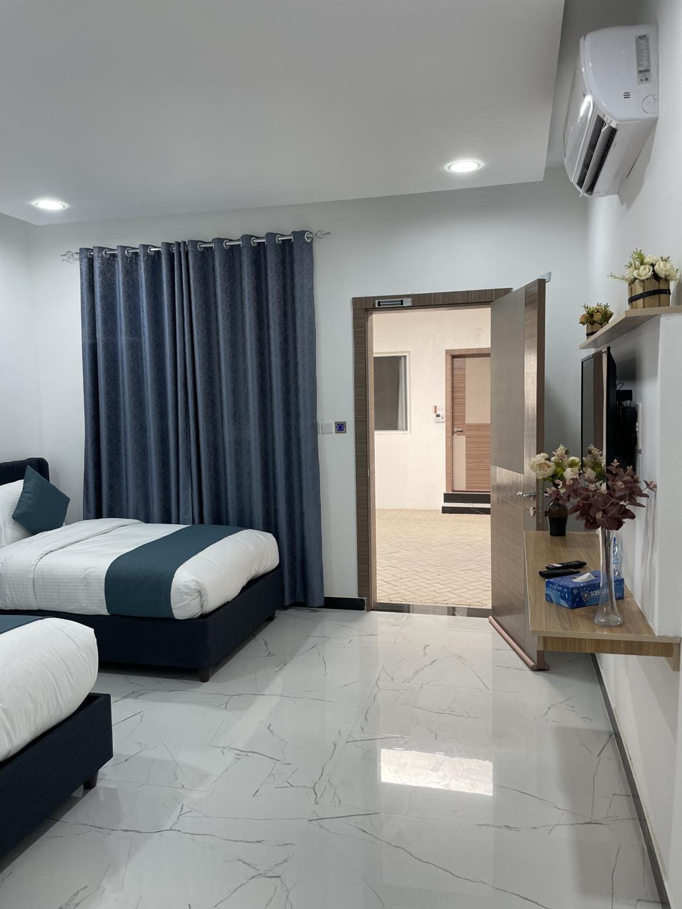 Standard Twin Room photo 3