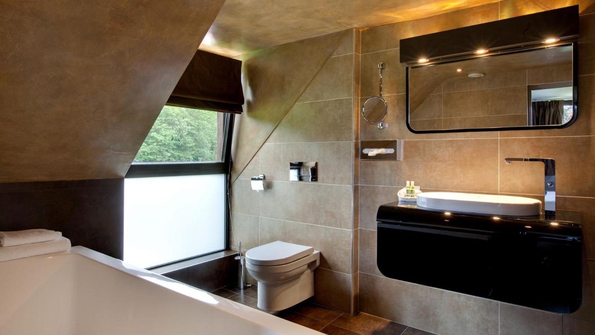 Double Room with Garden View - Photo 3