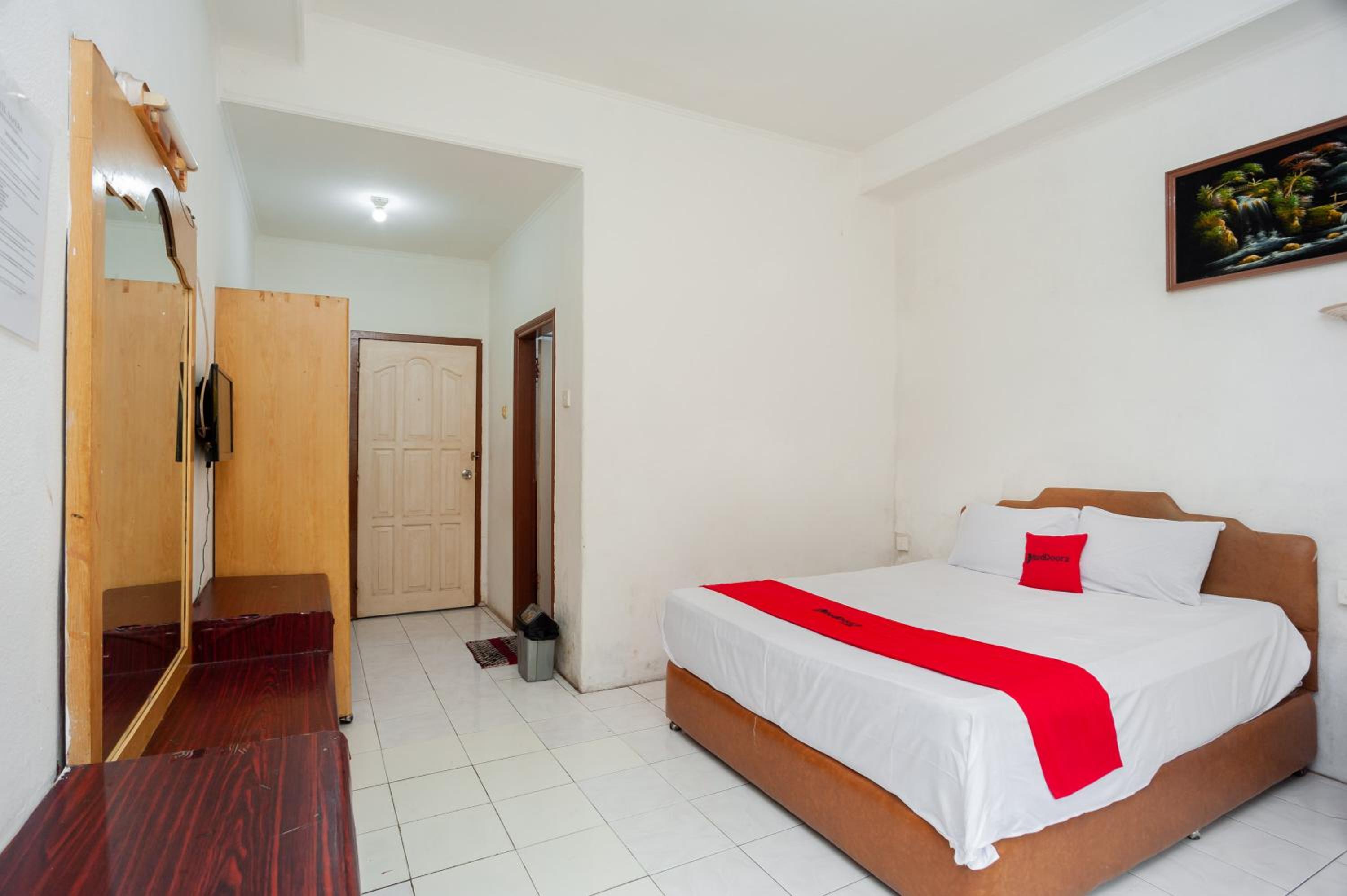 Economy Double Room photo 1