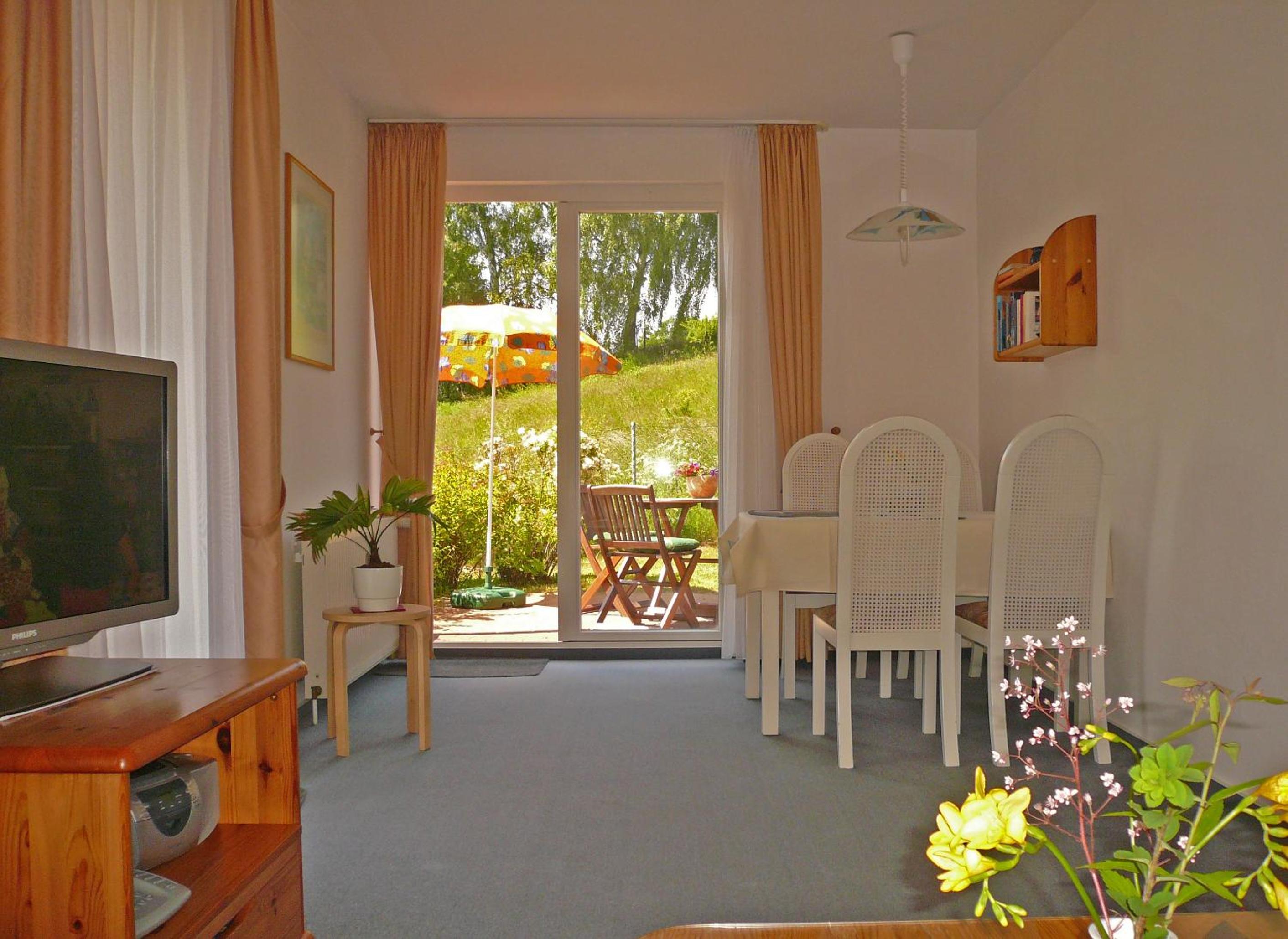 Apartment with Terrace photo 1