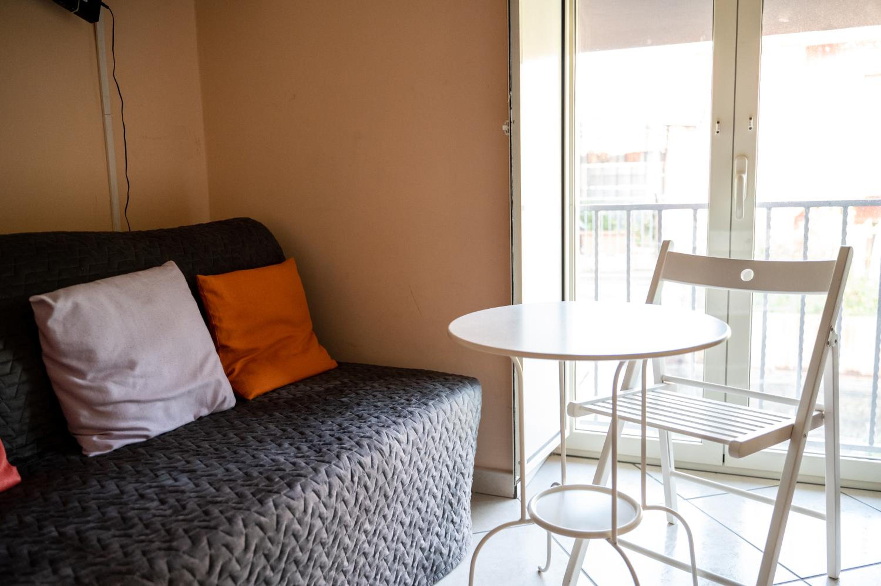 Apartment - Split Level - Photo 18