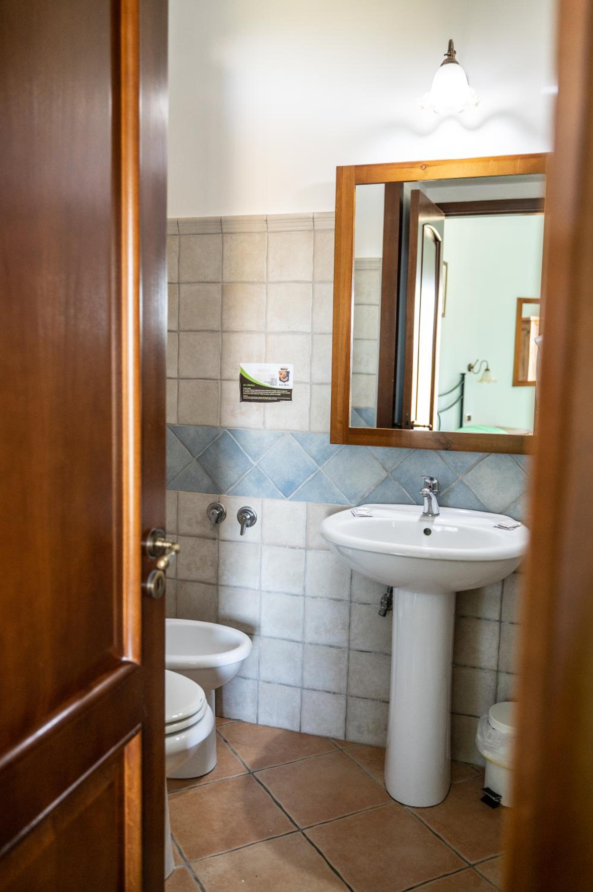 King Room with Sea View - Photo 15