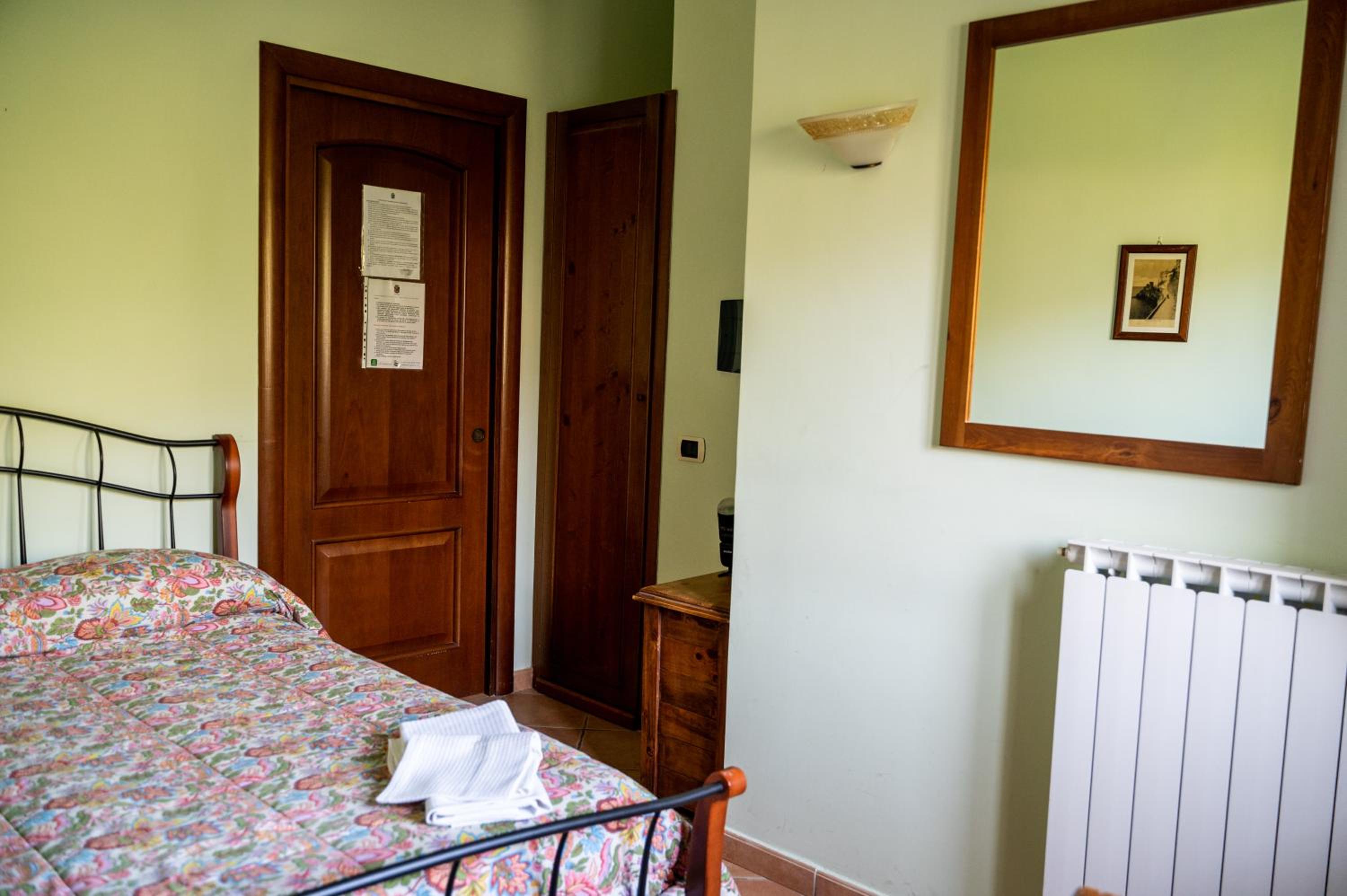 King Room with Mountain View - Photo 2