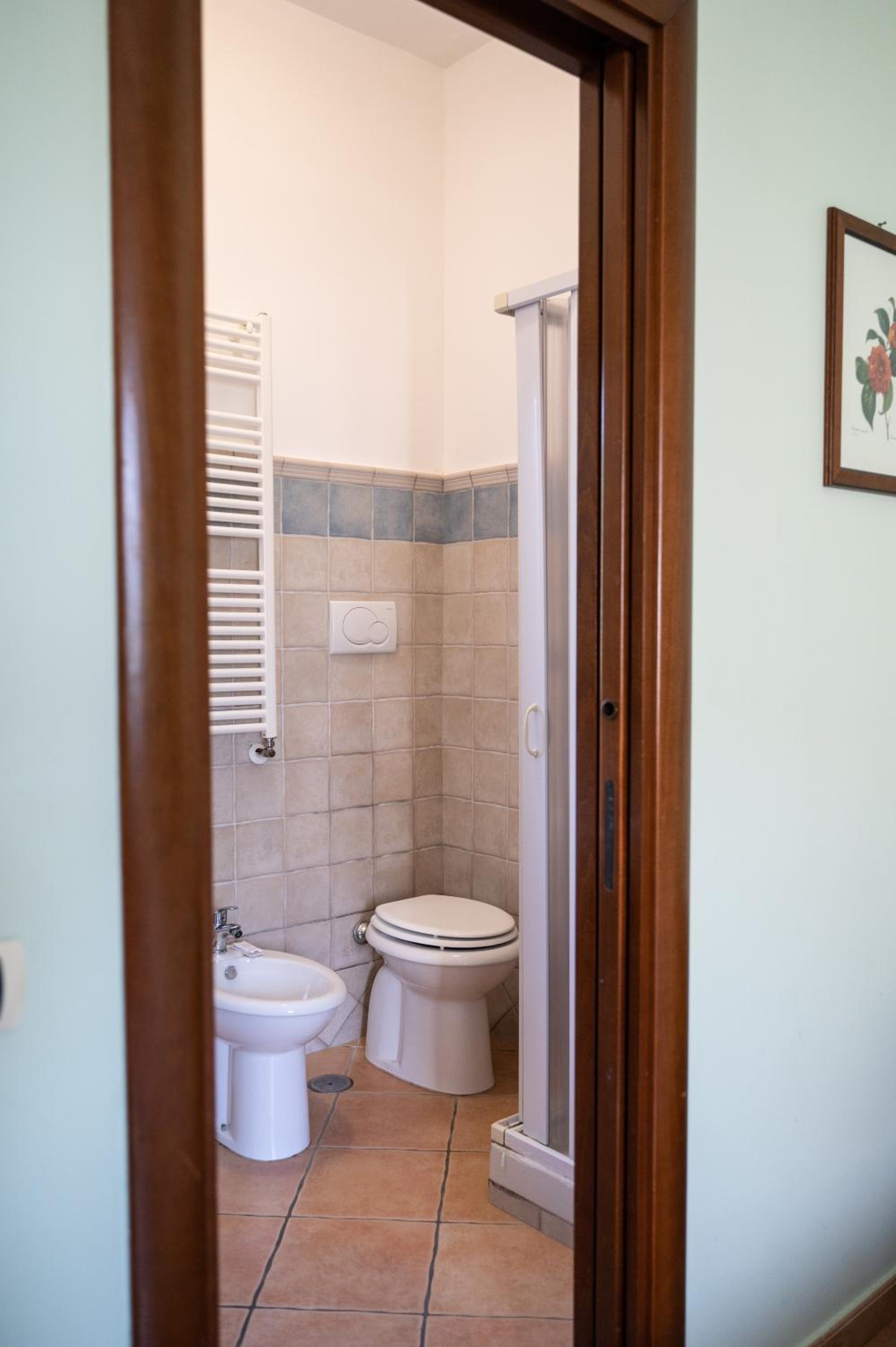 Double or Twin Room with Mountain View - Photo 9