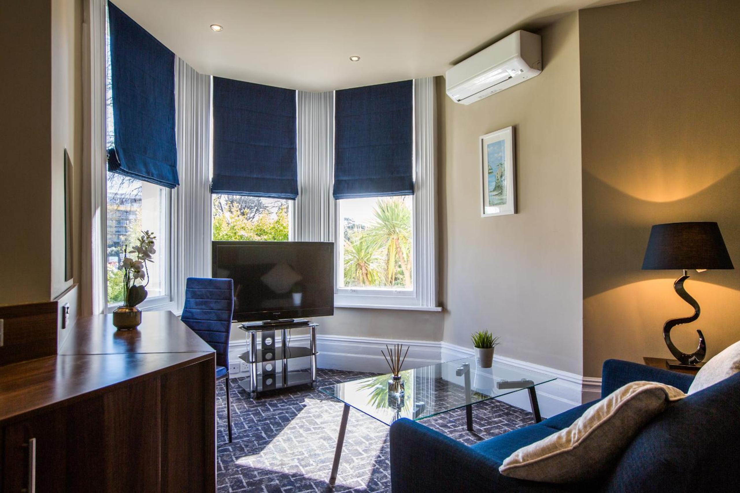 Deluxe Family Room - Photo 19