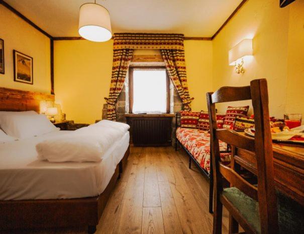 Double Room with Extra Bed