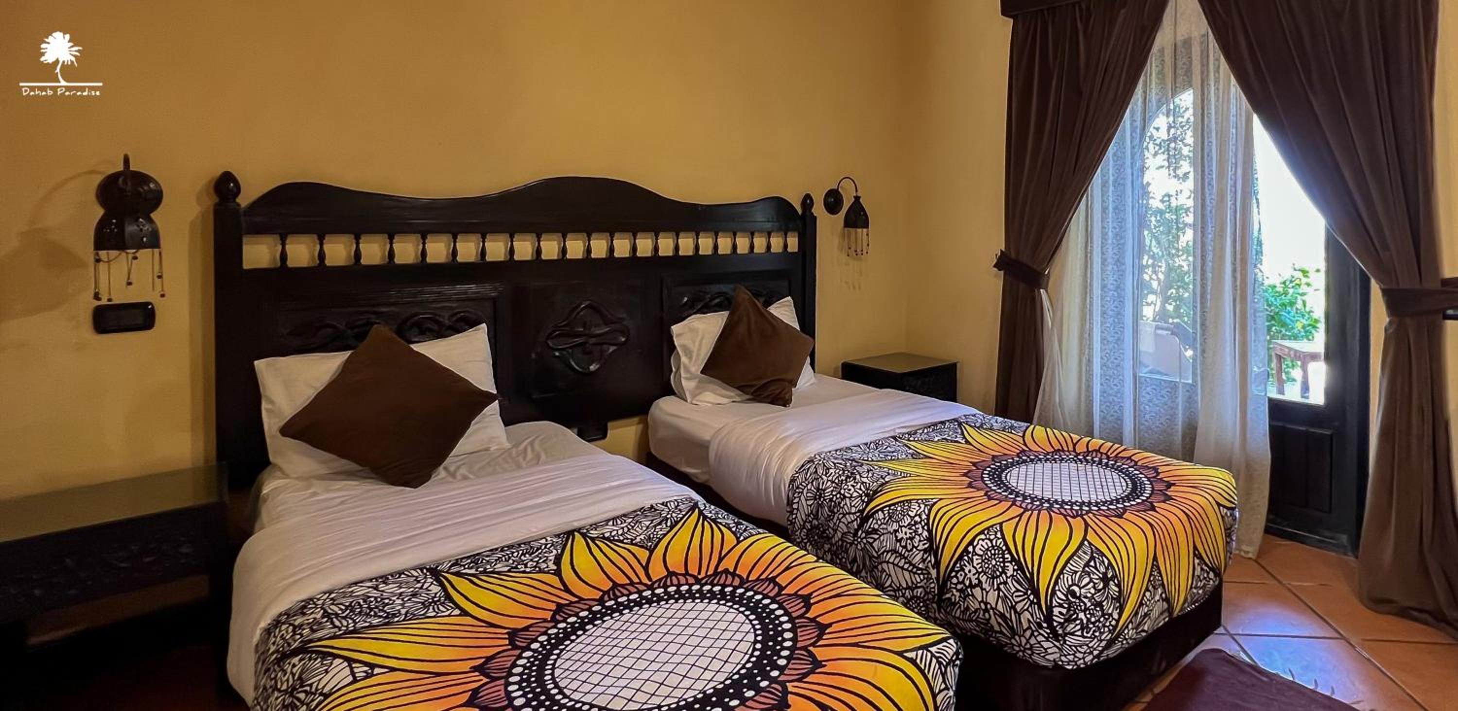 Standard Twin Room - Photo 3