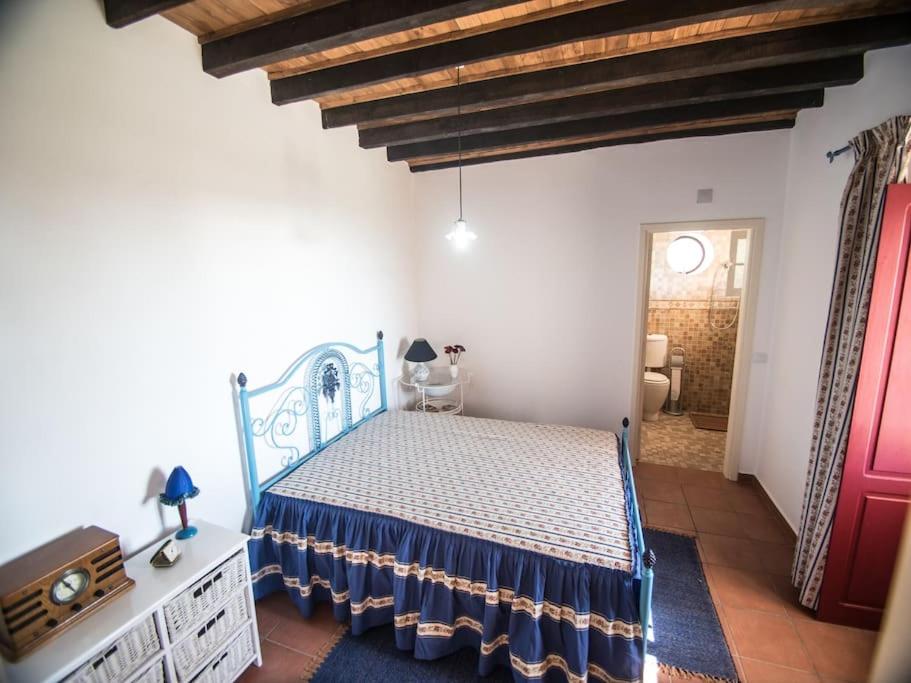One-Bedroom House photo 1