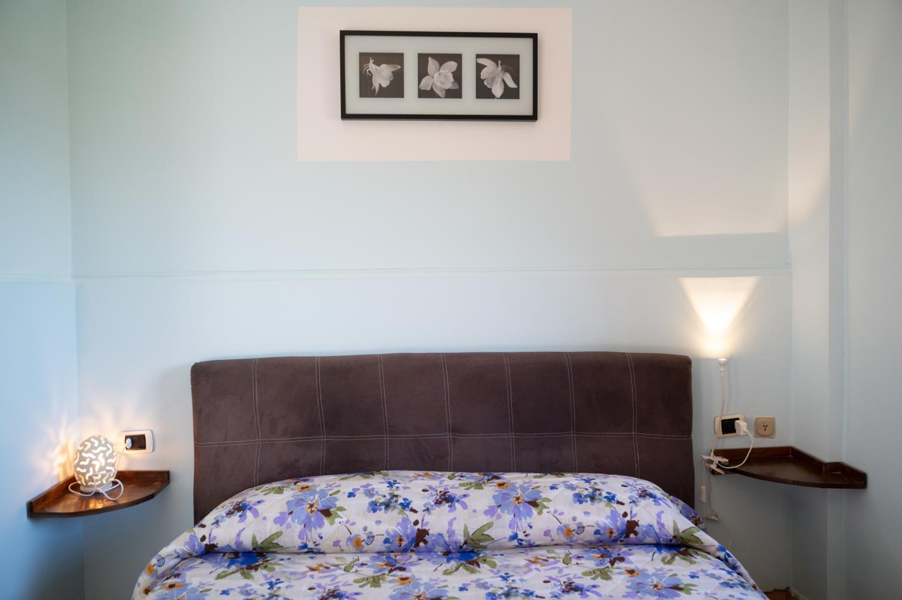 Deluxe Double Room with Sea View - Photo 8