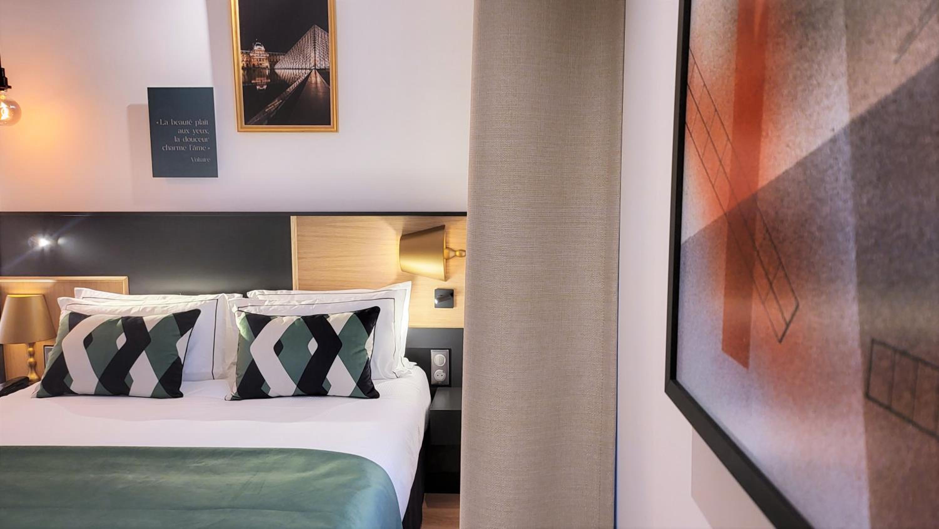 Superior Double Room with Pool Access