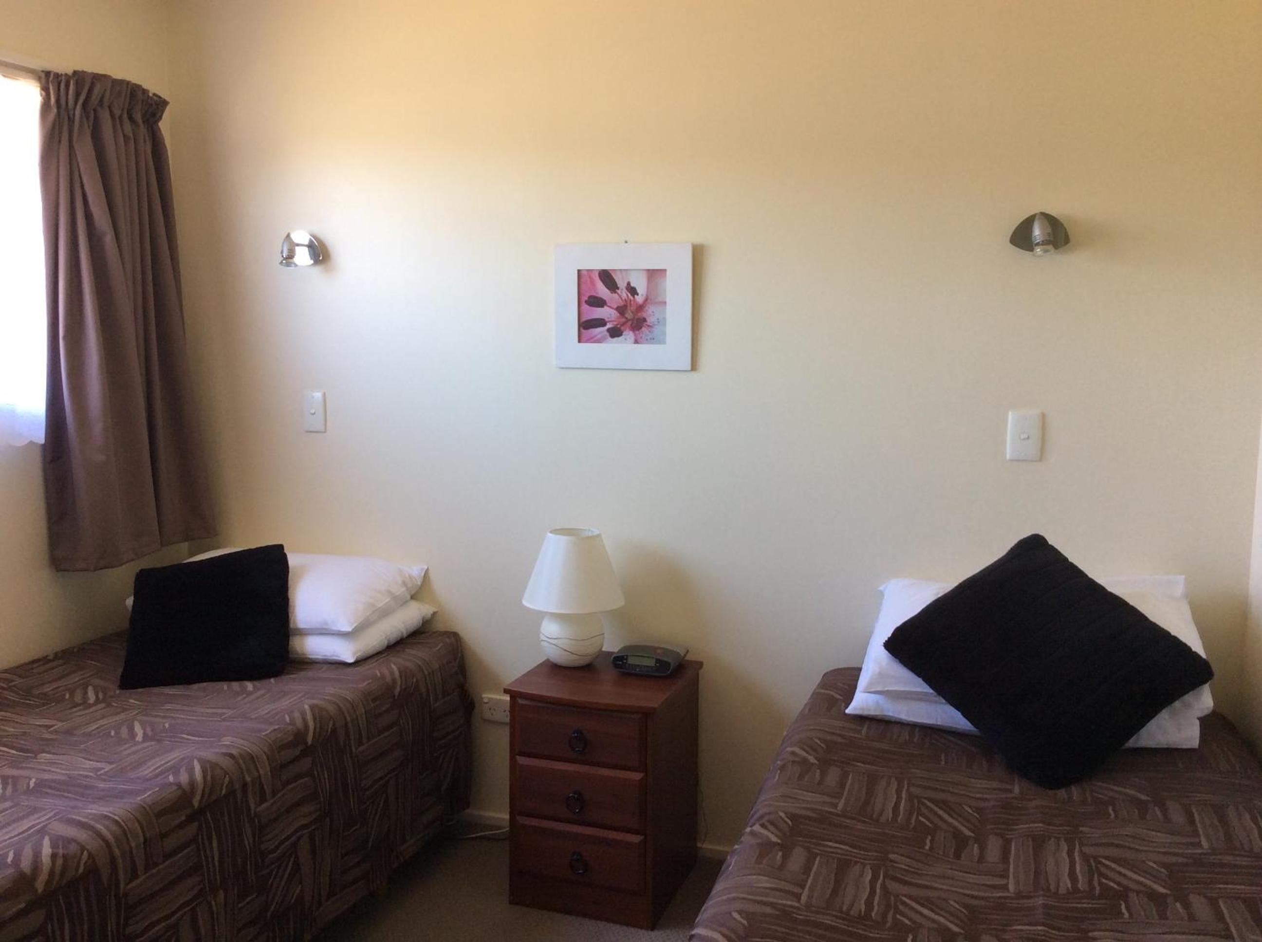 Two-Bedroom Apartment - Photo 5