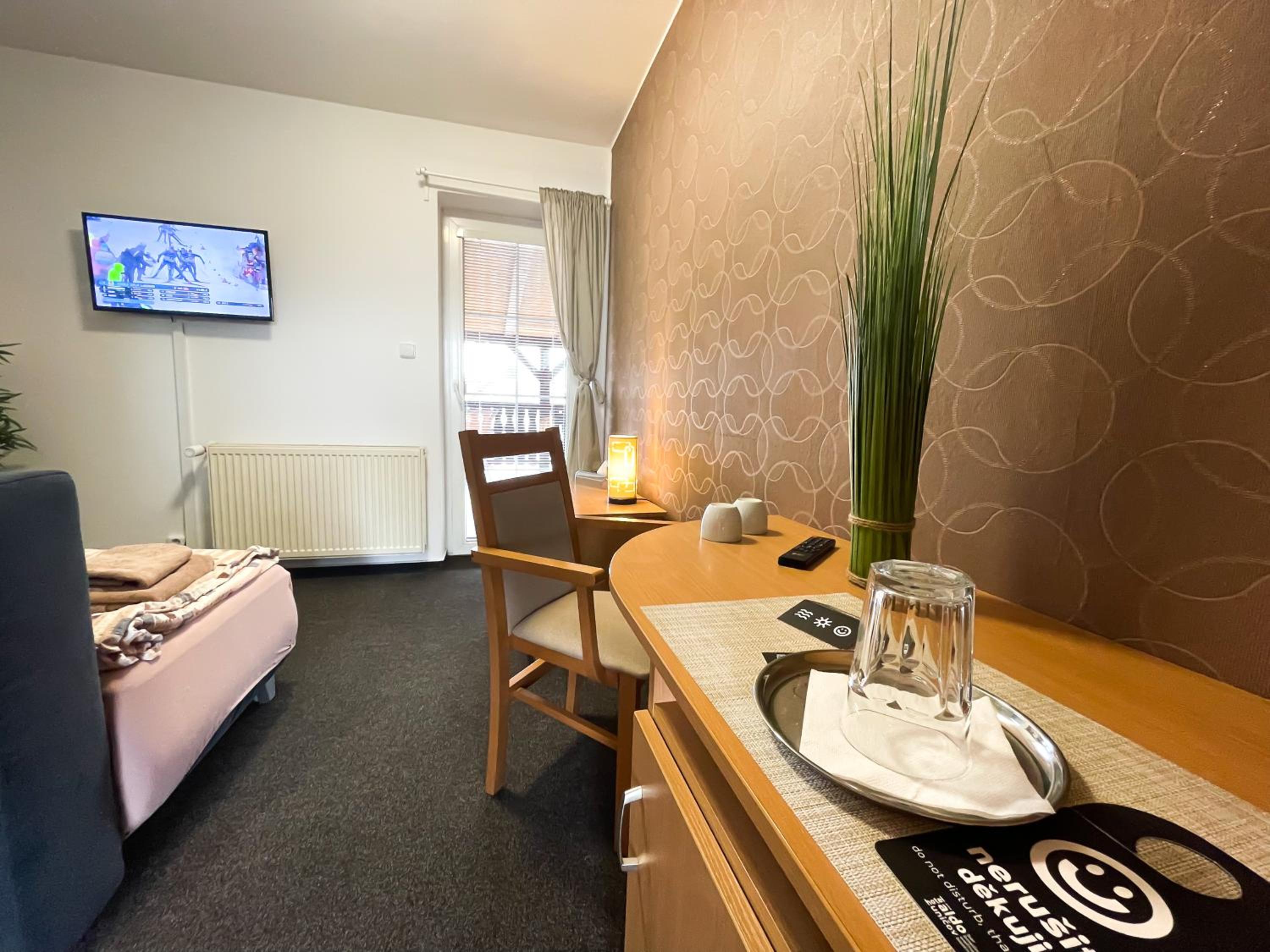 Single Room photo 3