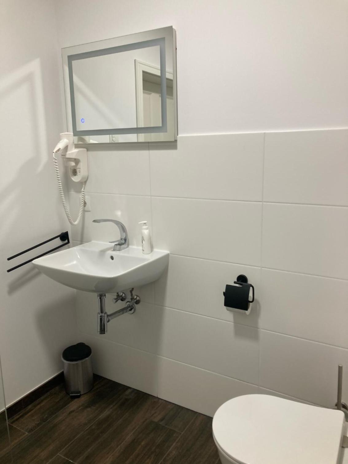 Double or Twin Room with Garden View