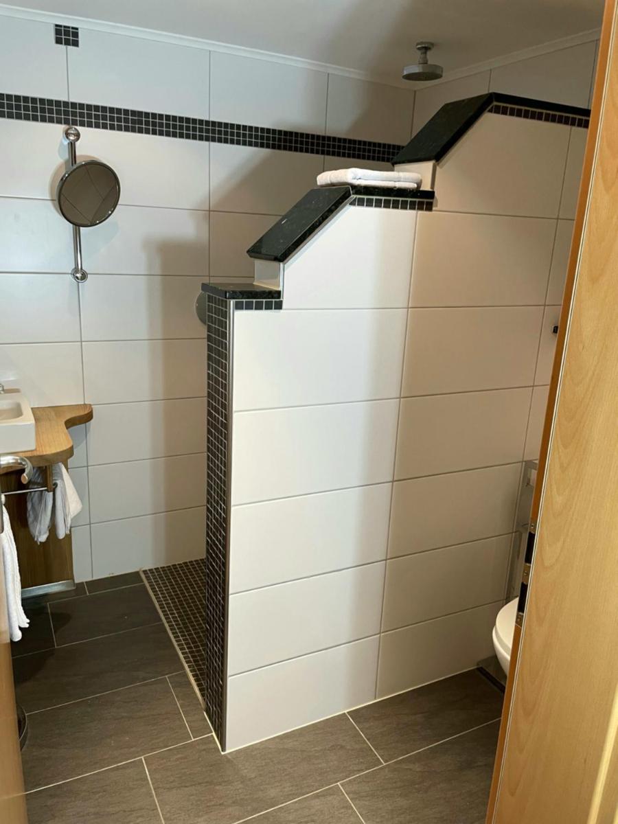 Budget Double Room - Photo 2