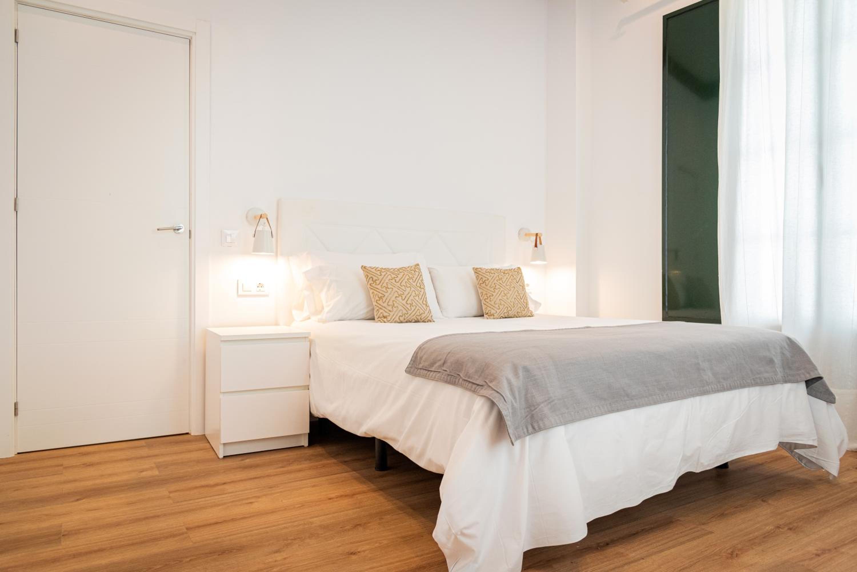 Suite Apartment - Photo 5