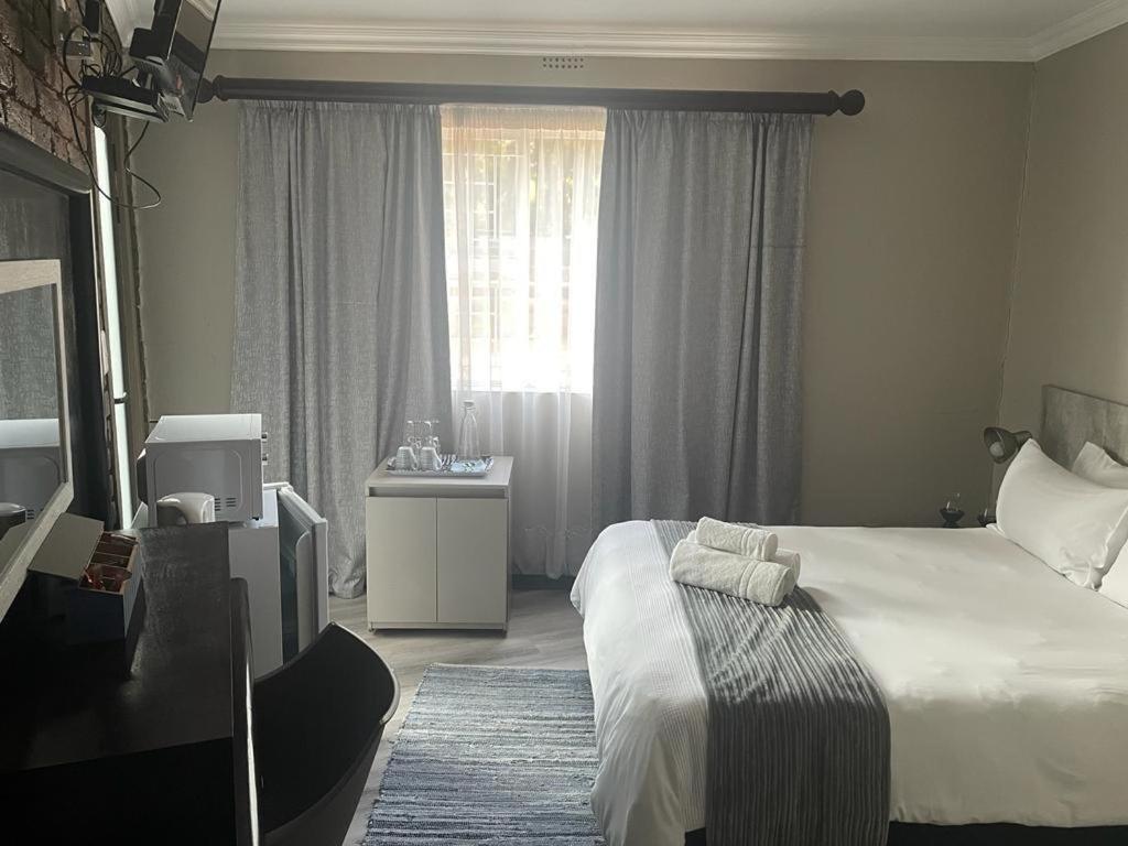 Small Double Room