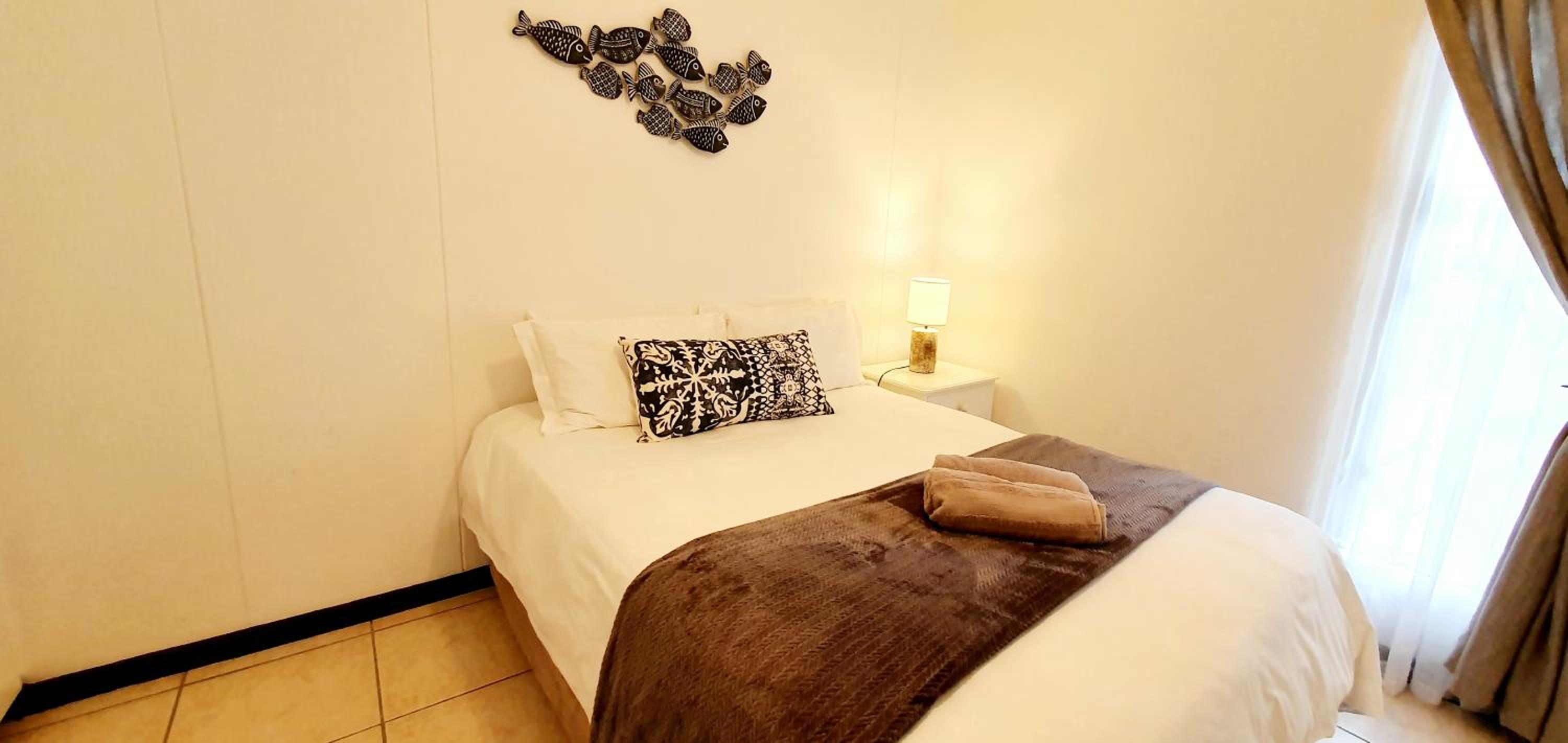 Three-Bedroom Apartment photo 1