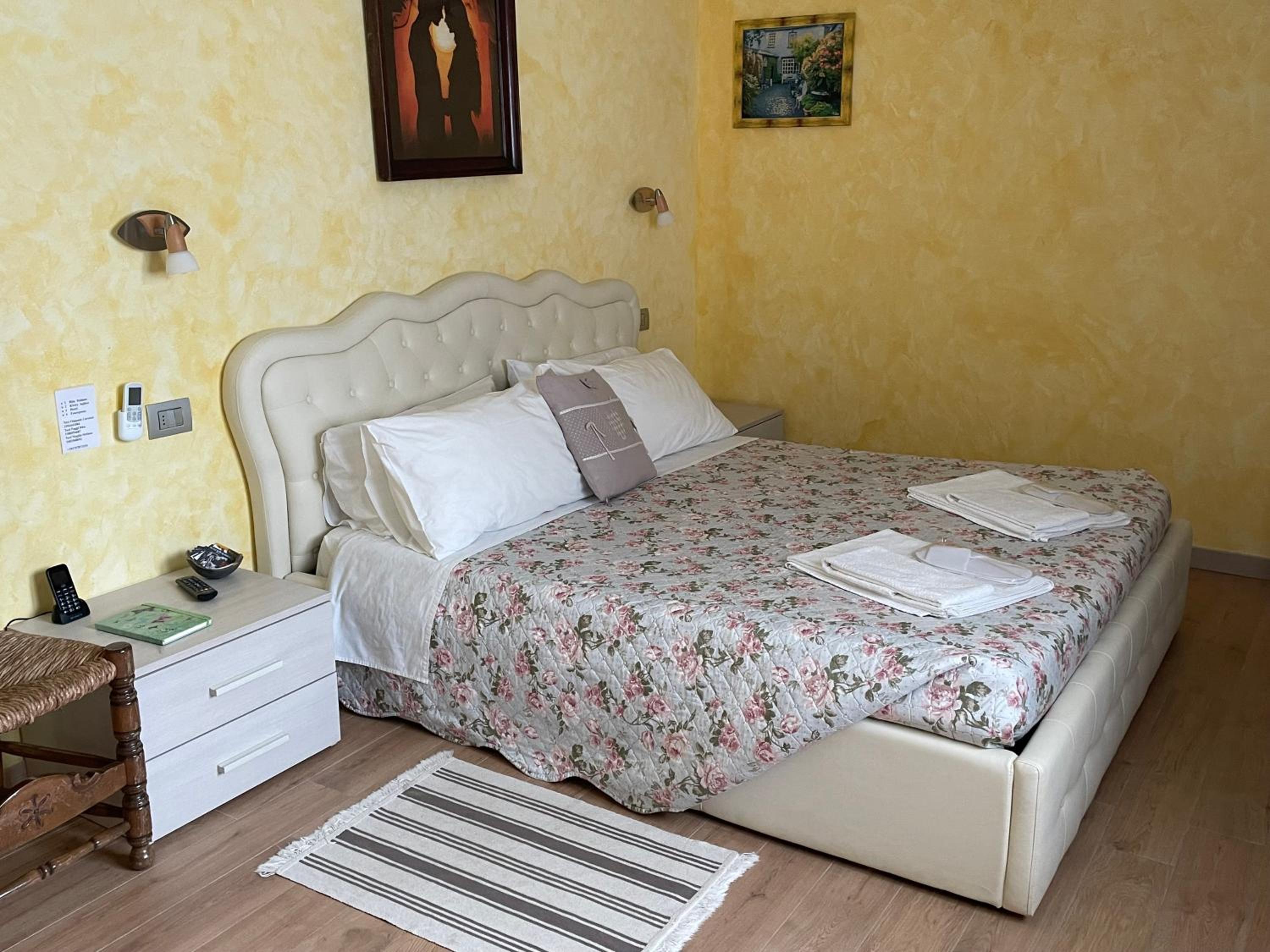 Doppelzimmer mit Gartenblick