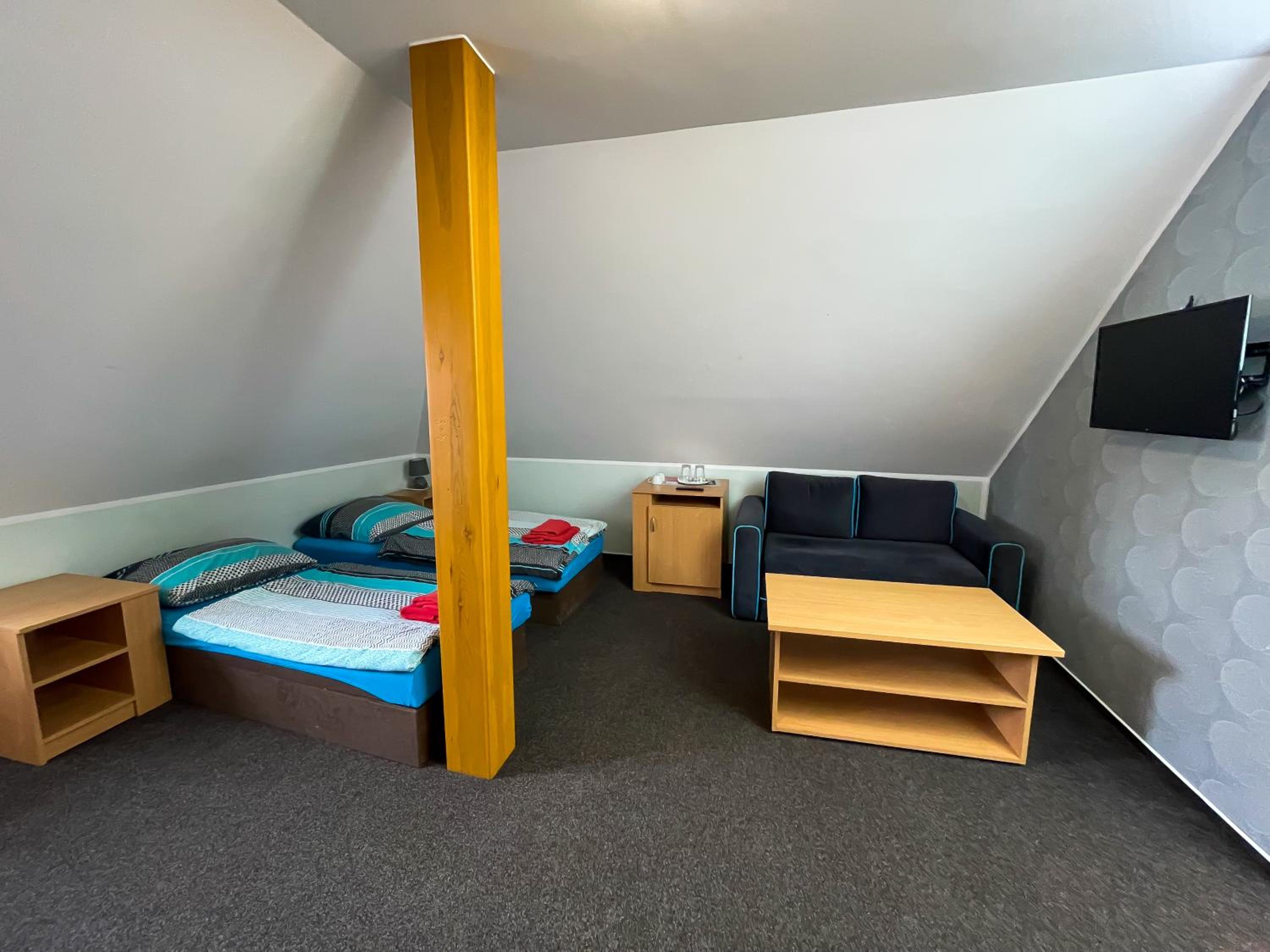 Classic Triple Room - Photo 3