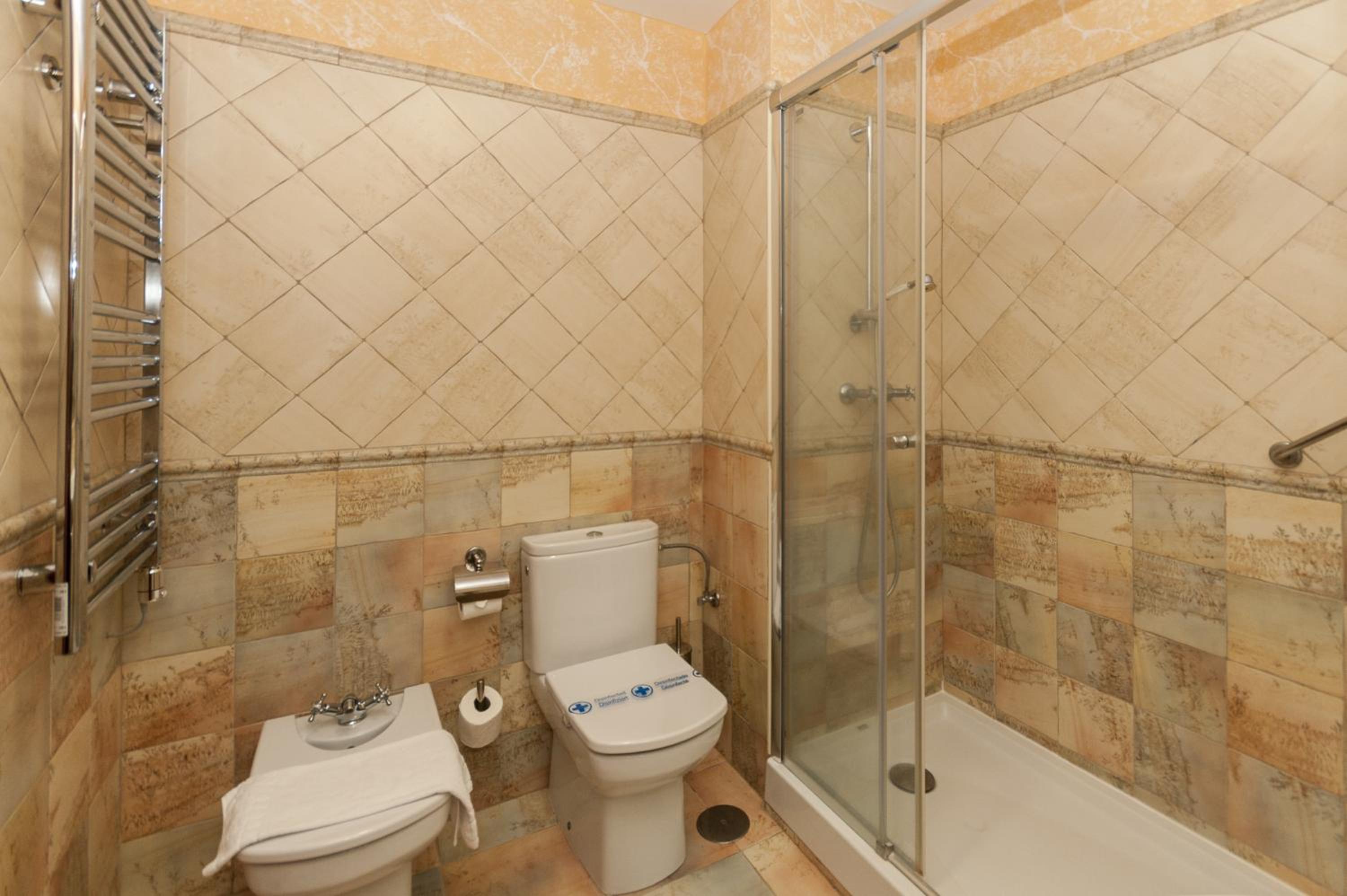 Twin Room with Spa Access photo 3