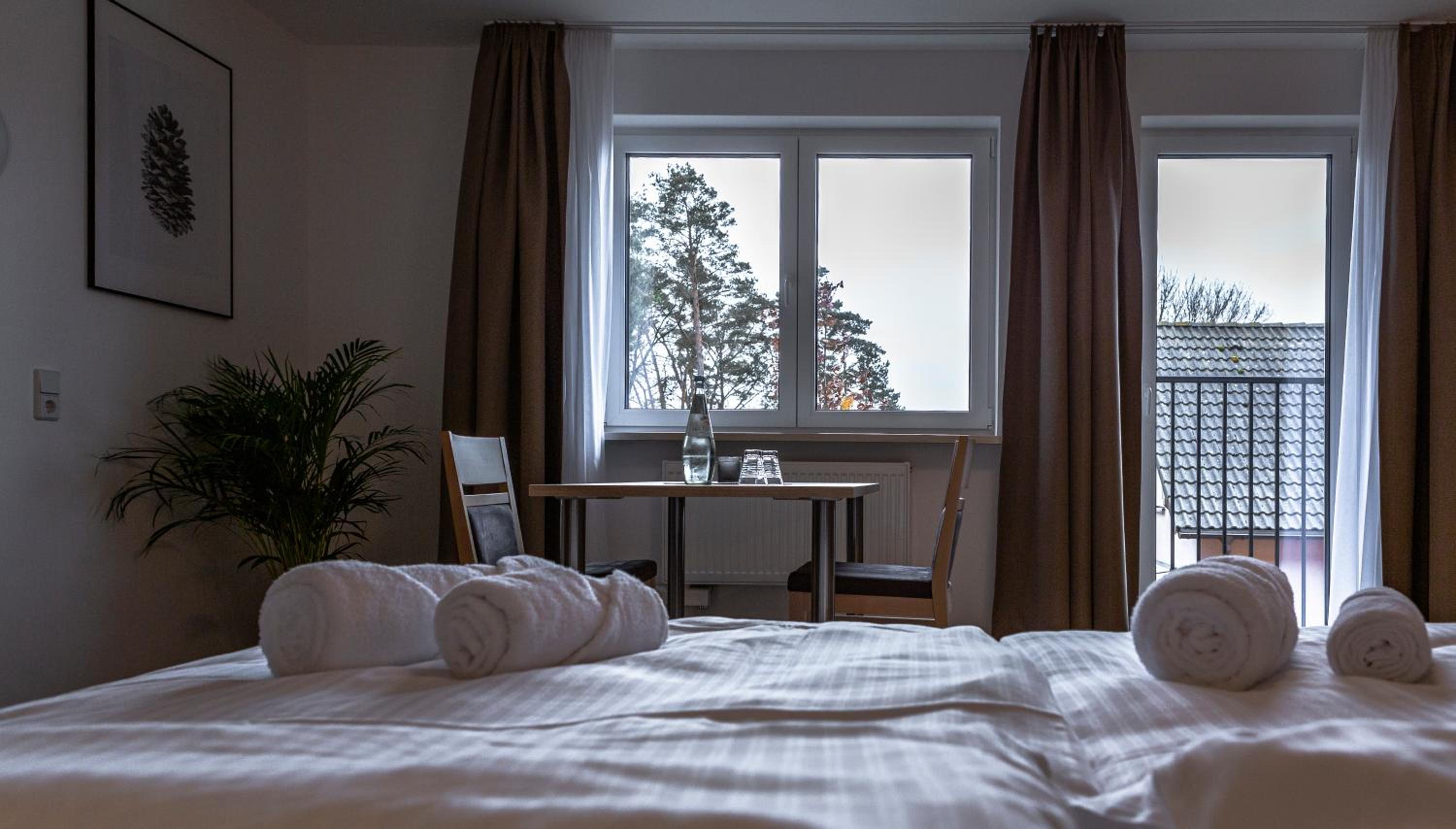 Double or Twin Room - Photo 15
