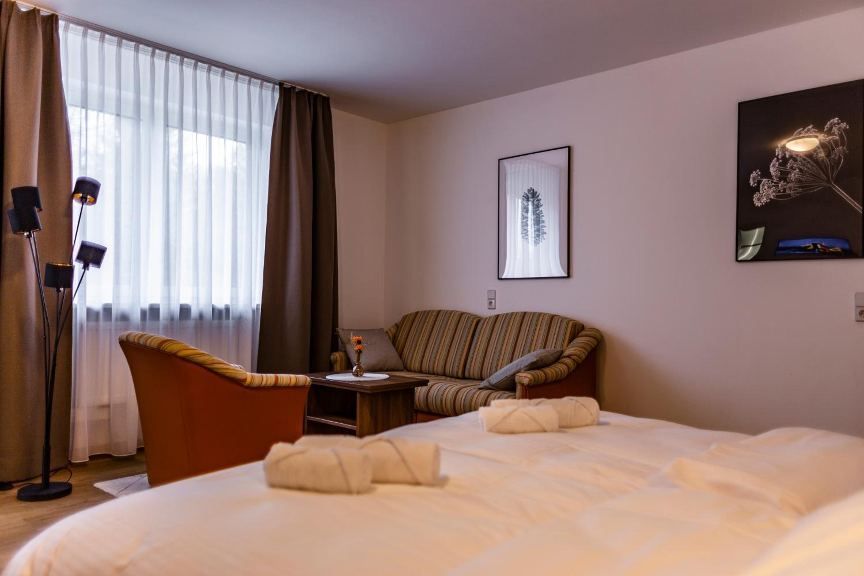 Double or Twin Room - Photo 11