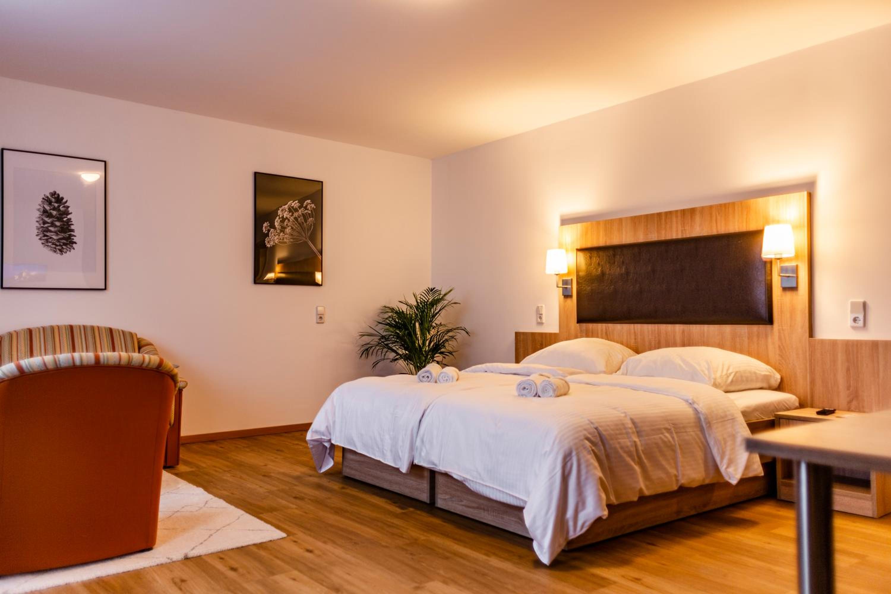 Double or Twin Room - Disability Access - Photo 3