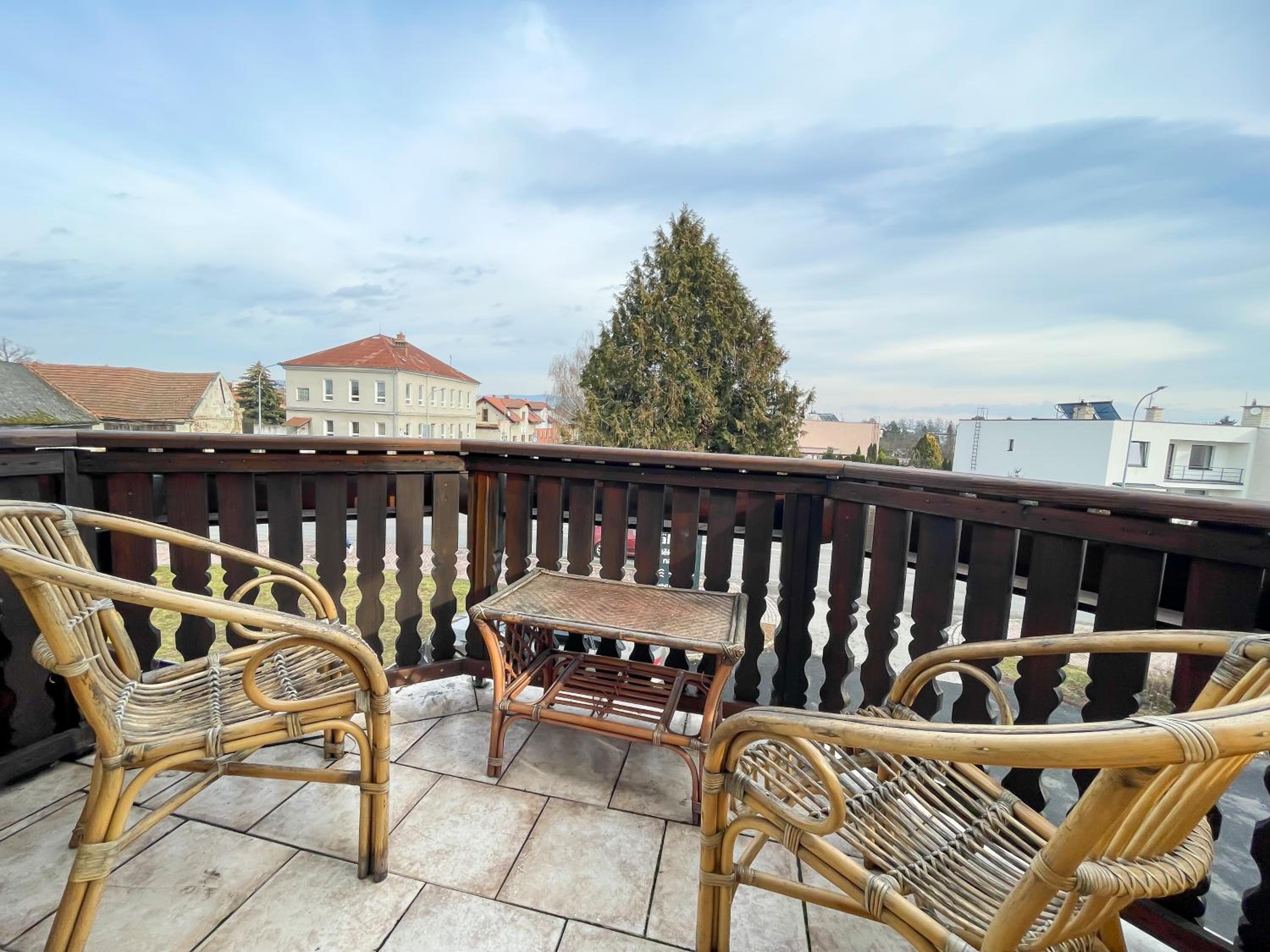 Duplex Suite - Photo 8