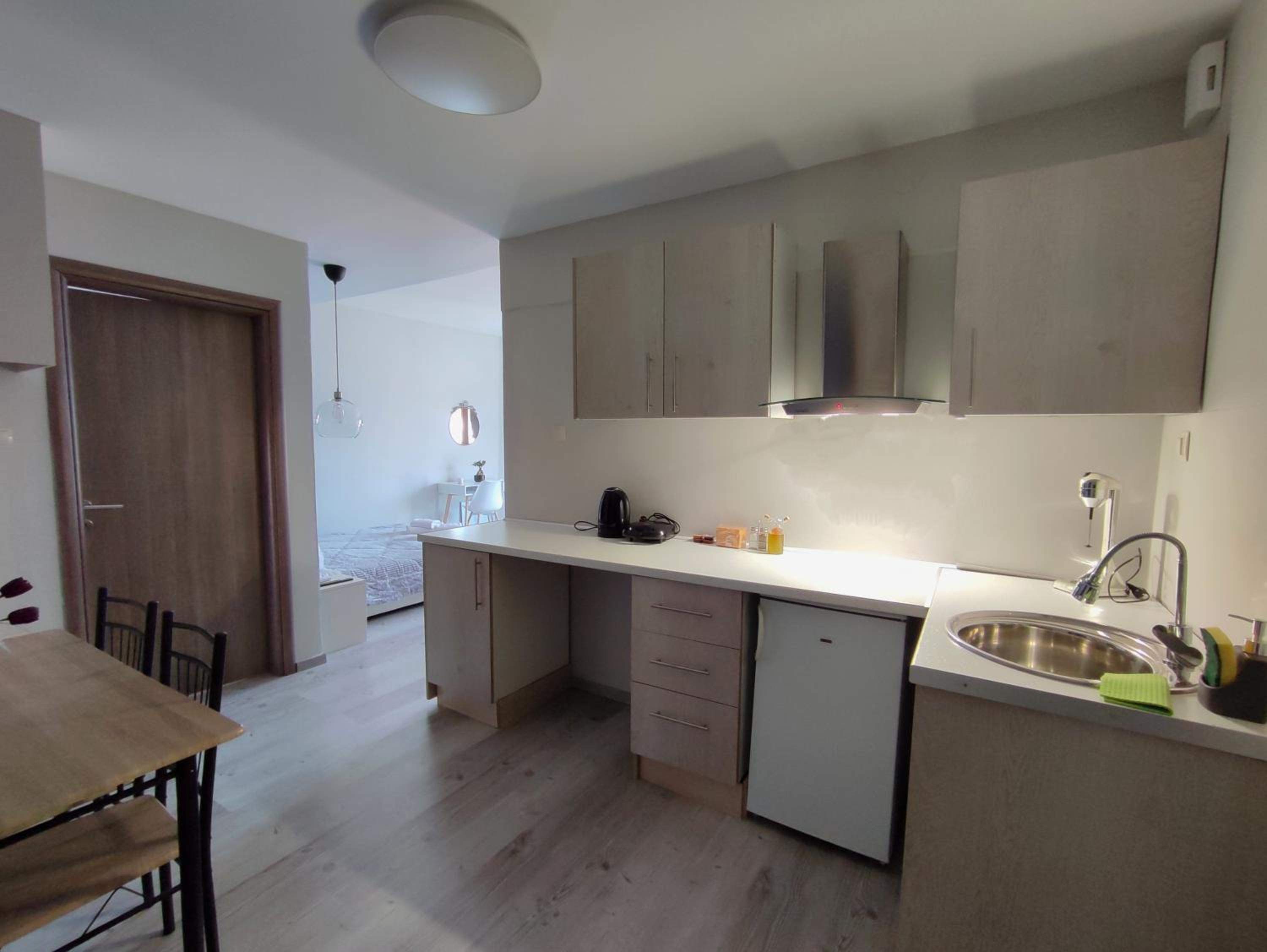 Junior Suite with Lake View - Photo 19