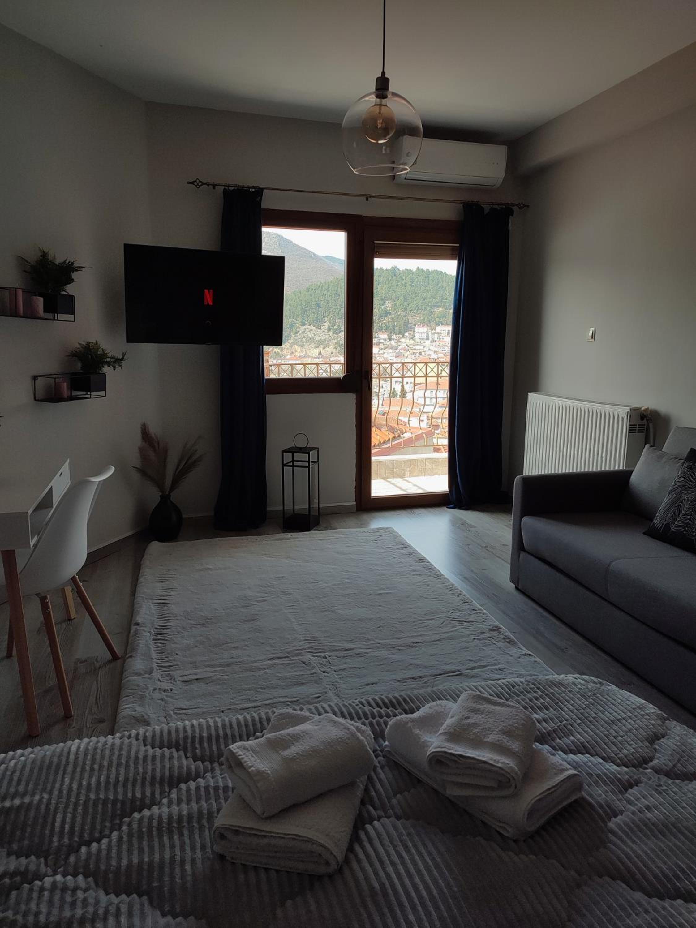 Junior Suite with Lake View - Photo 4