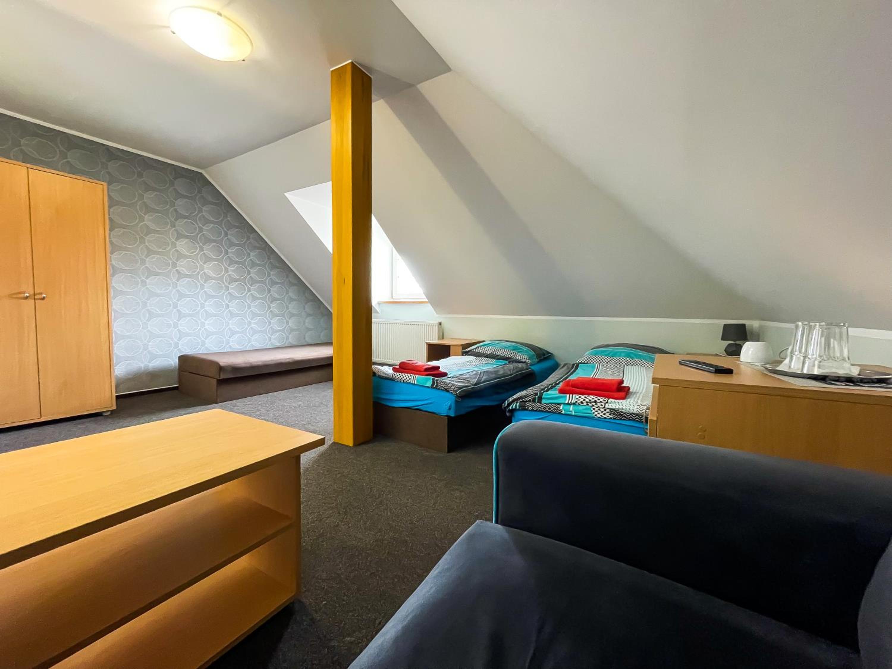 Classic Triple Room - Photo 5