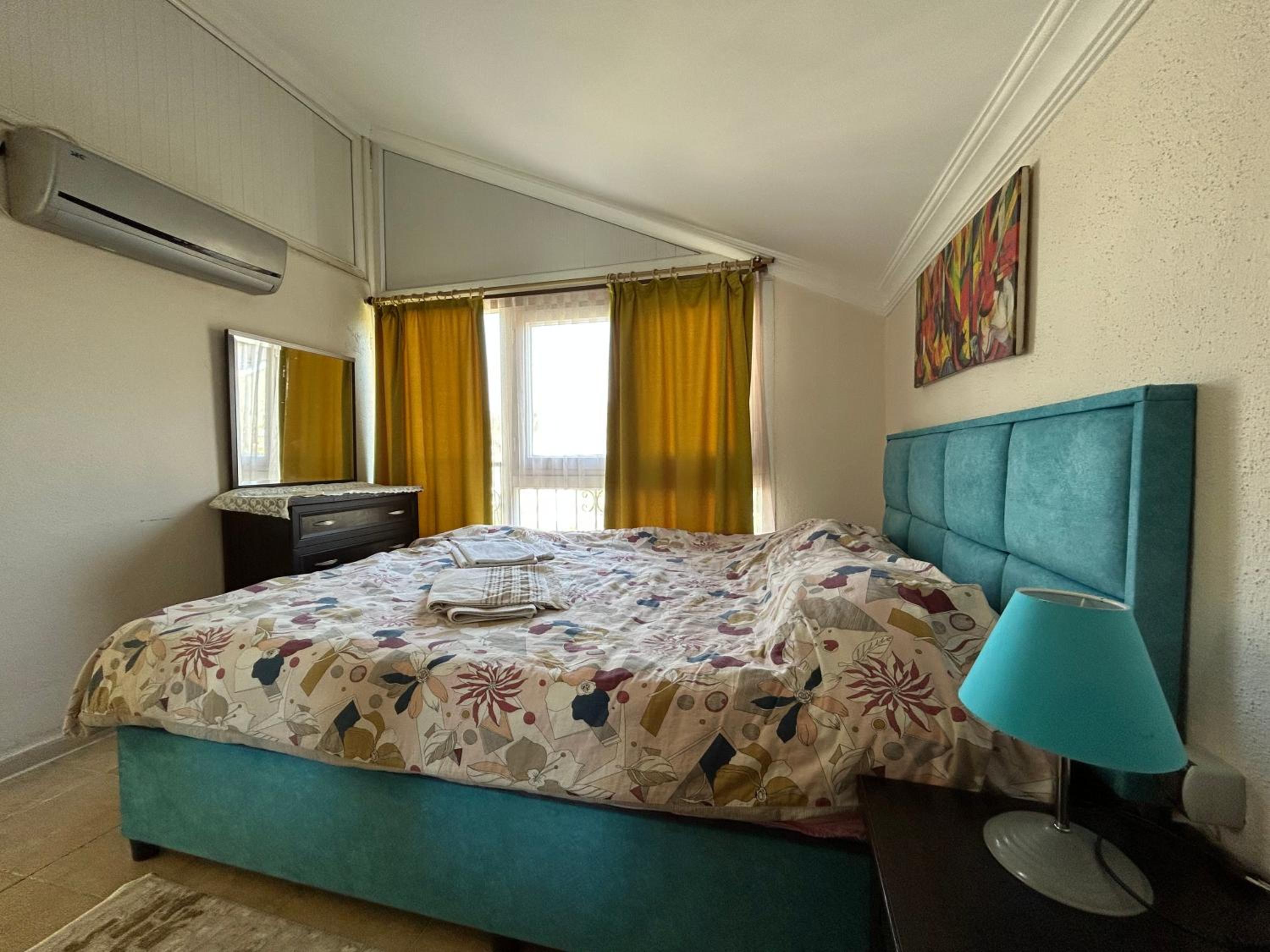 Penthouse Apartment - Photo 3