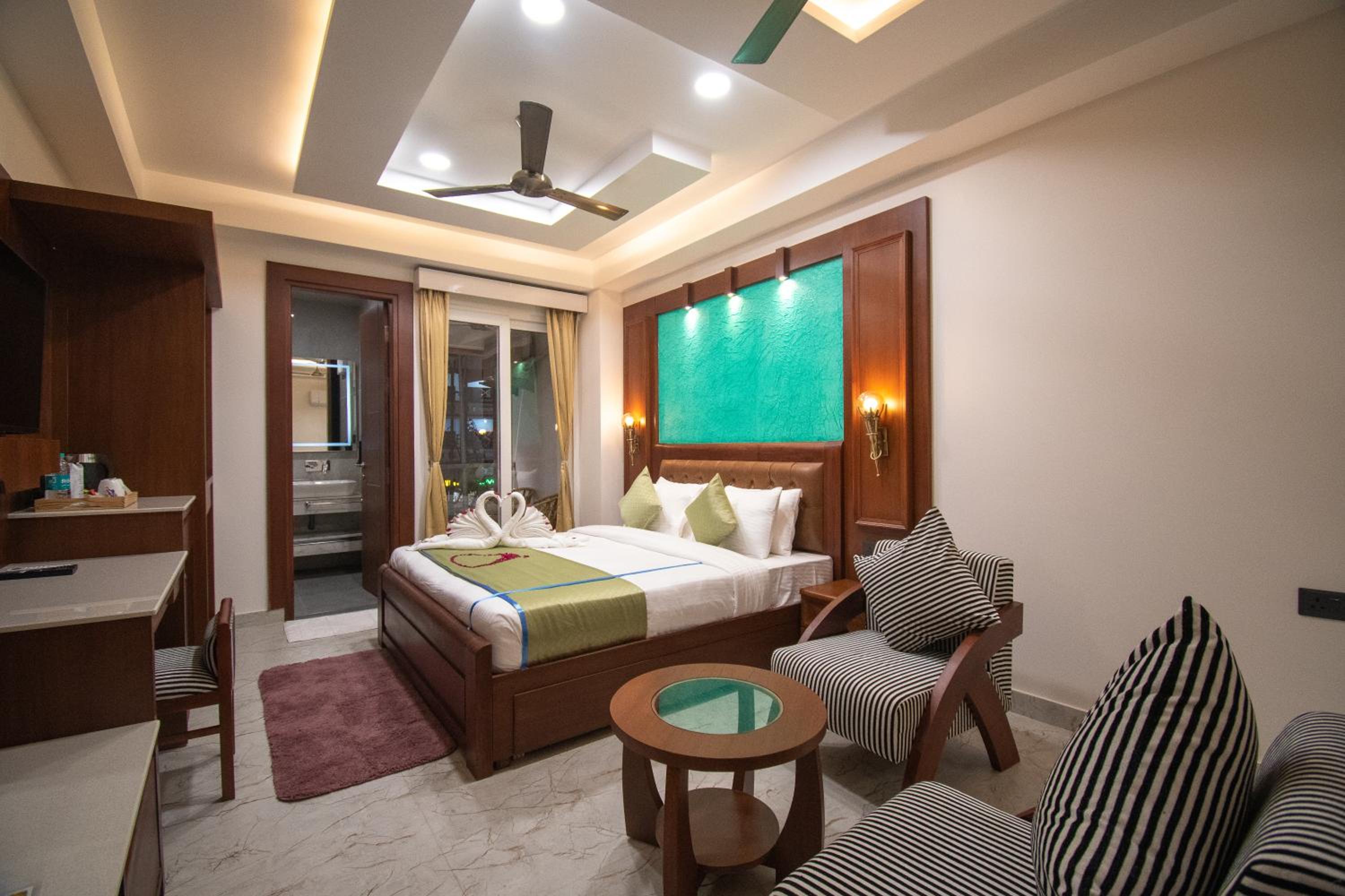 King Room with Balcony