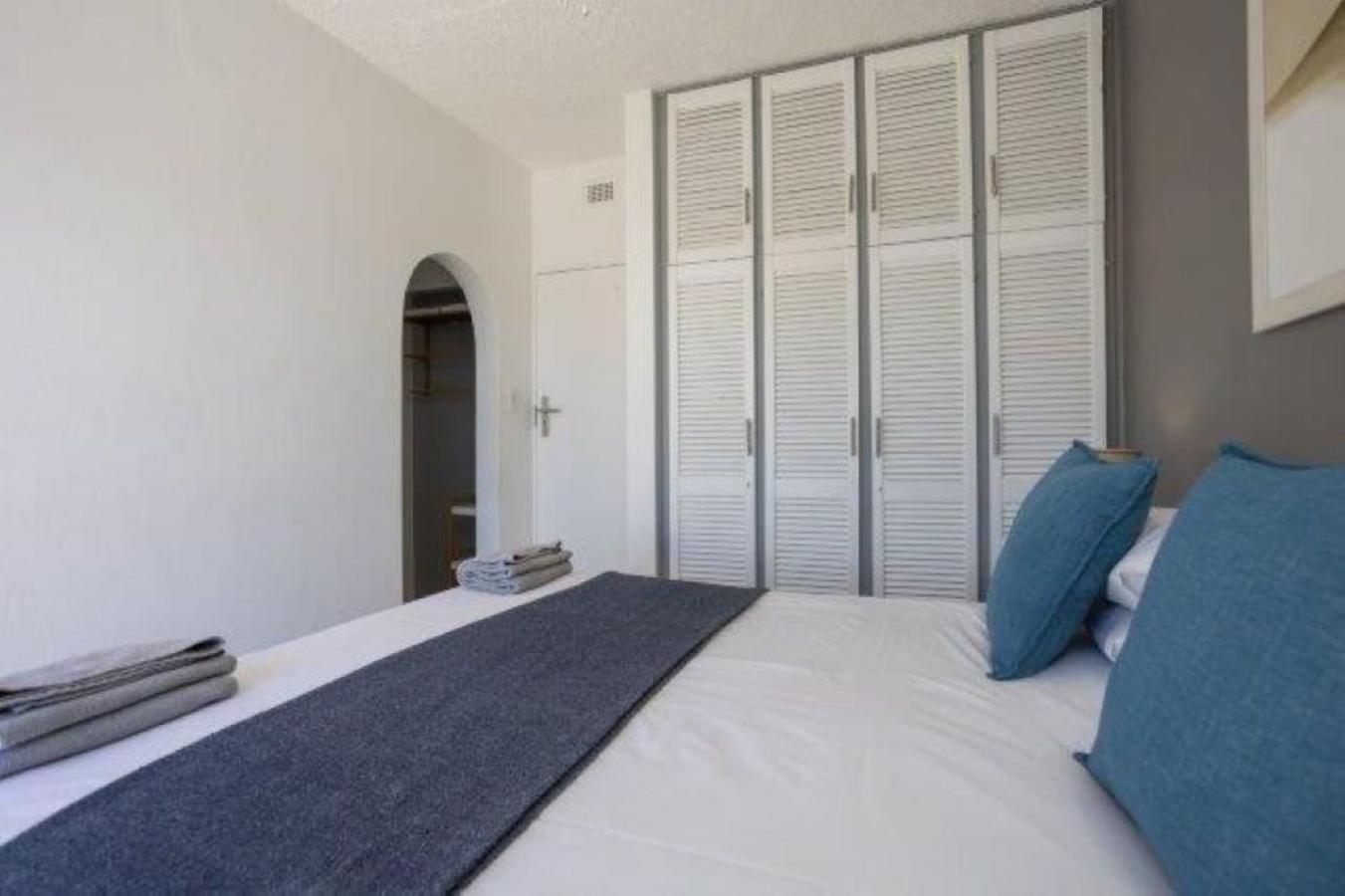 Villa with Sea View photo 2
