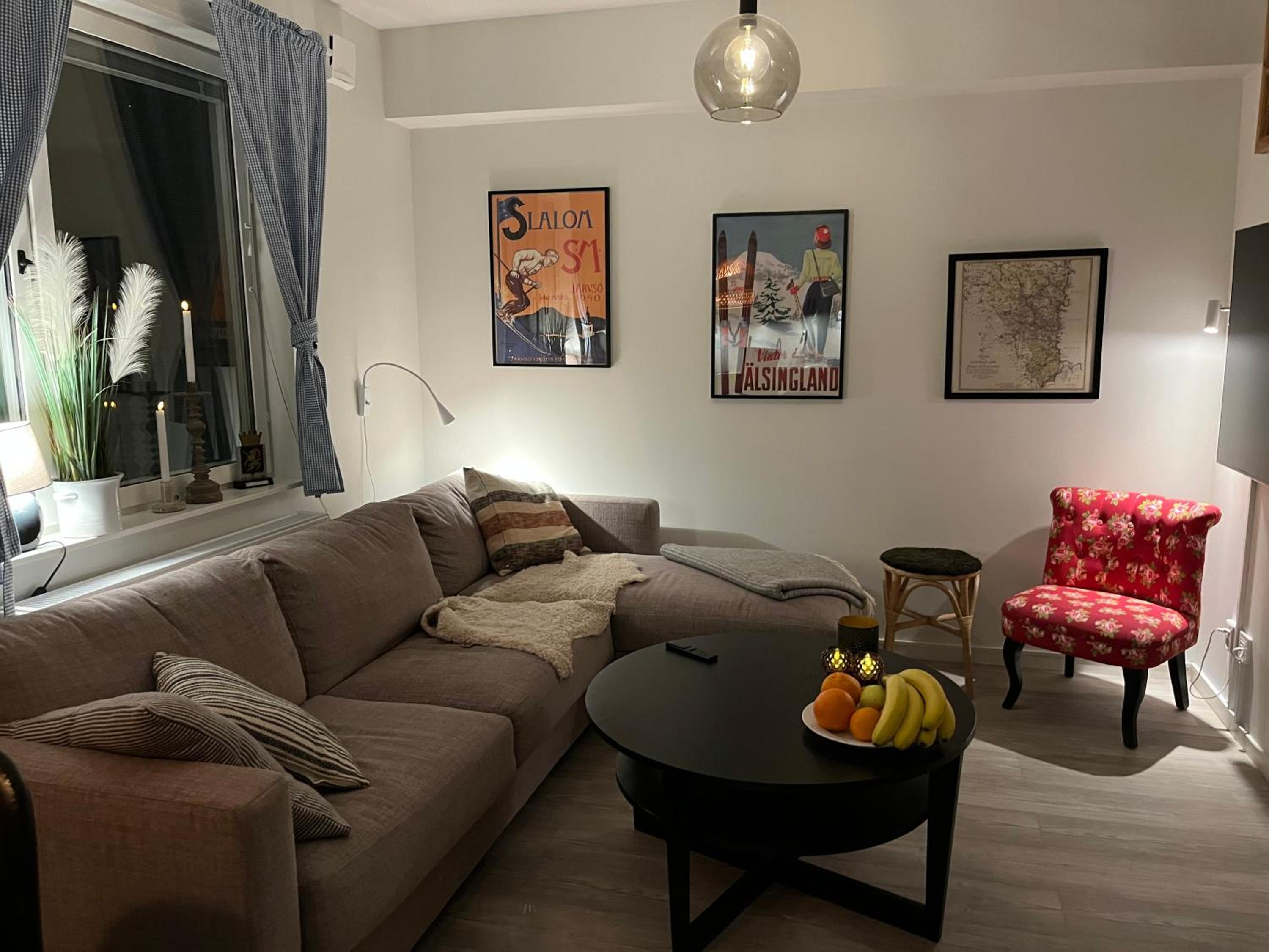 Two-Bedroom Apartment - Photo 17
