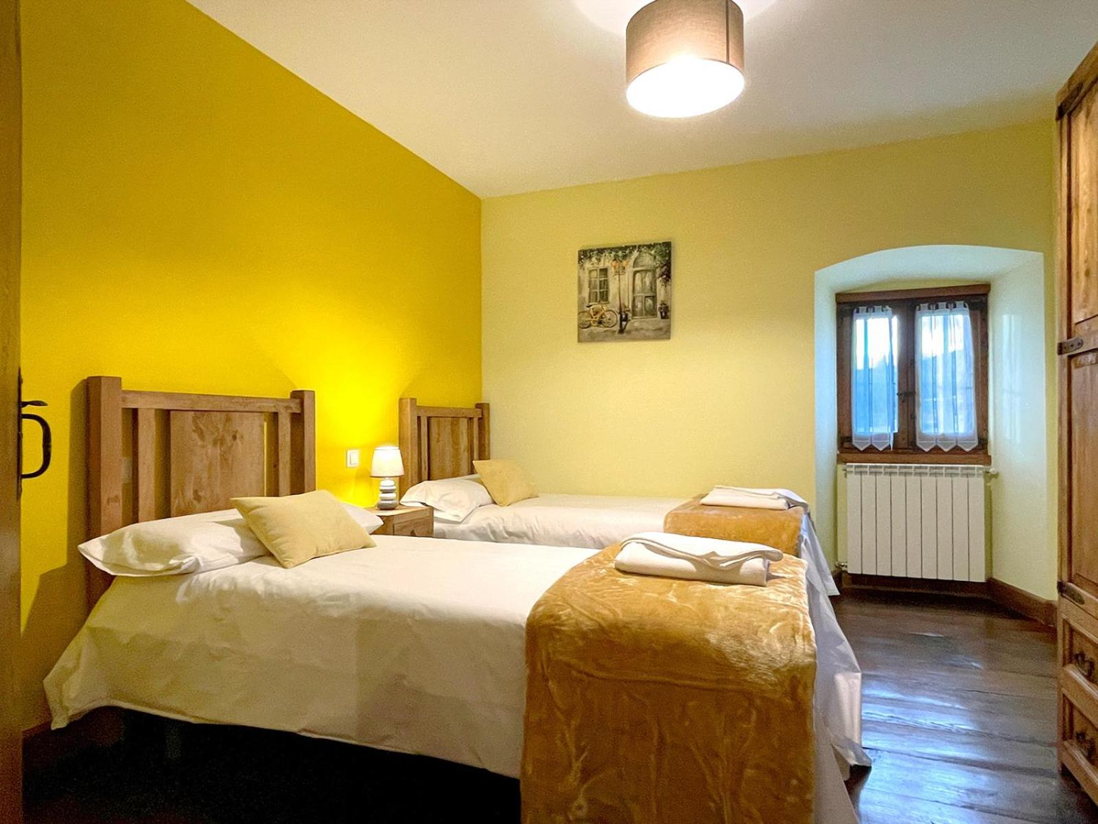 Four-Bedroom House photo 3