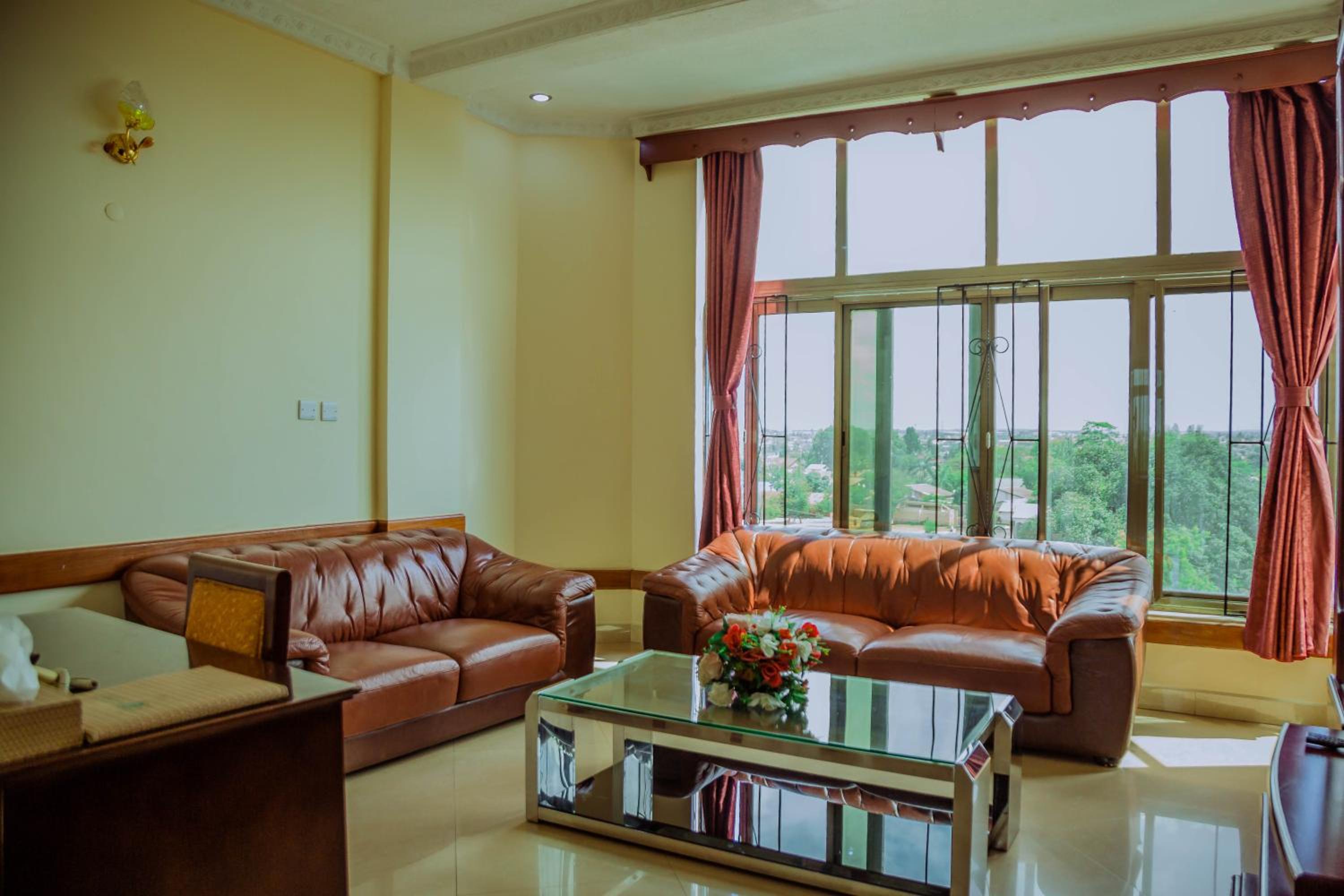 Suite photo 1