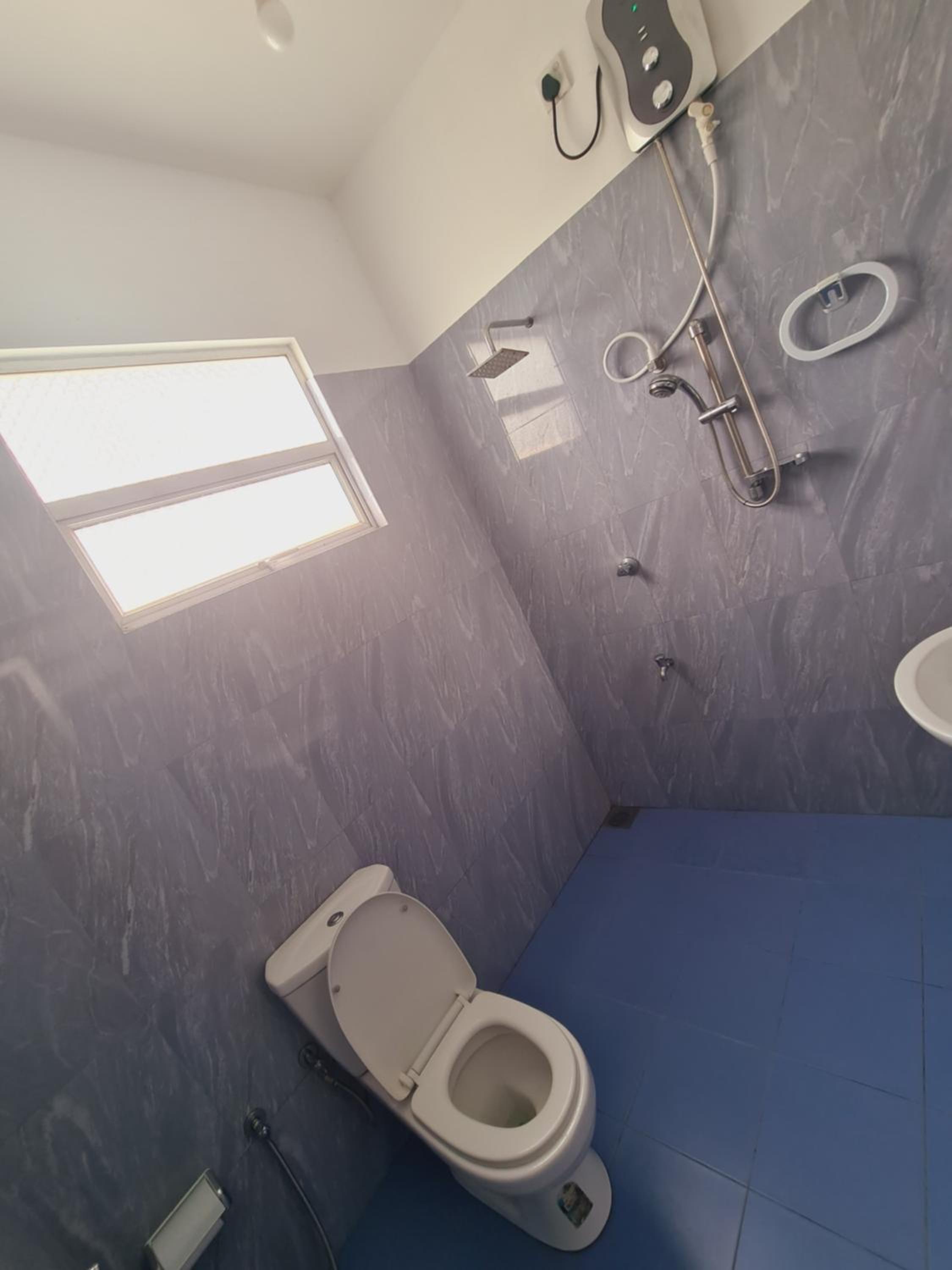 Double Room - Photo 11
